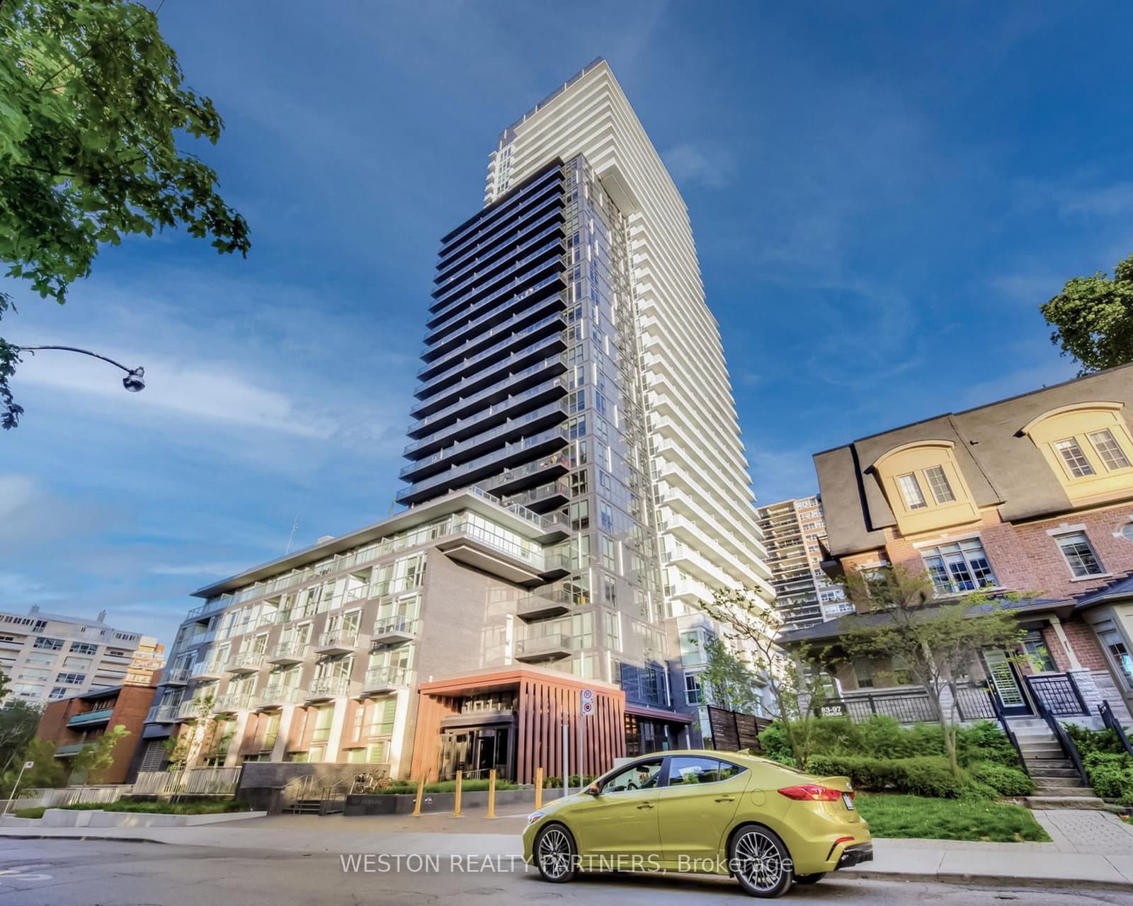 101 Erskine Avenue, Unit 1110