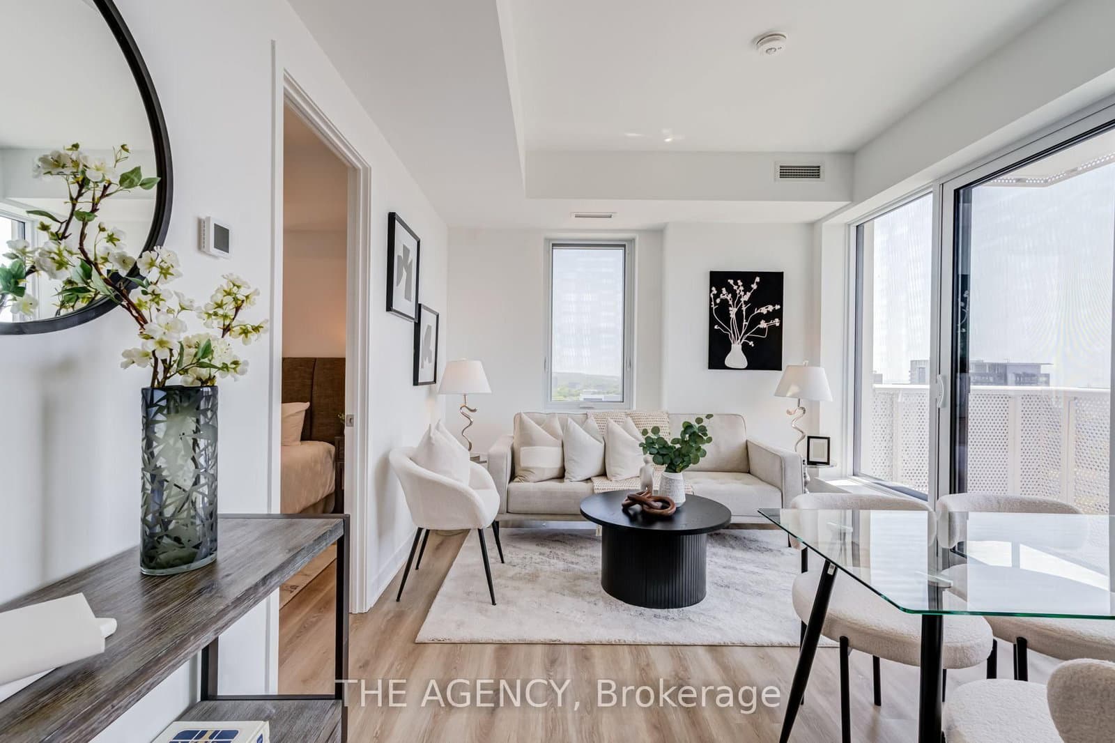 #2403 - 10 Oak Street