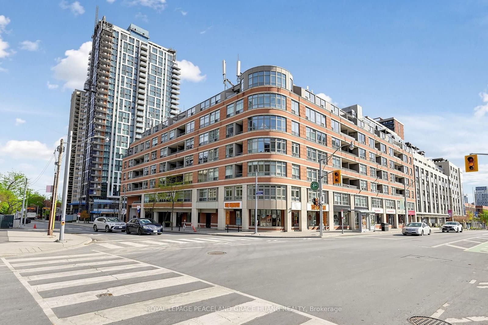 #609 - 5 Rosehill Avenue