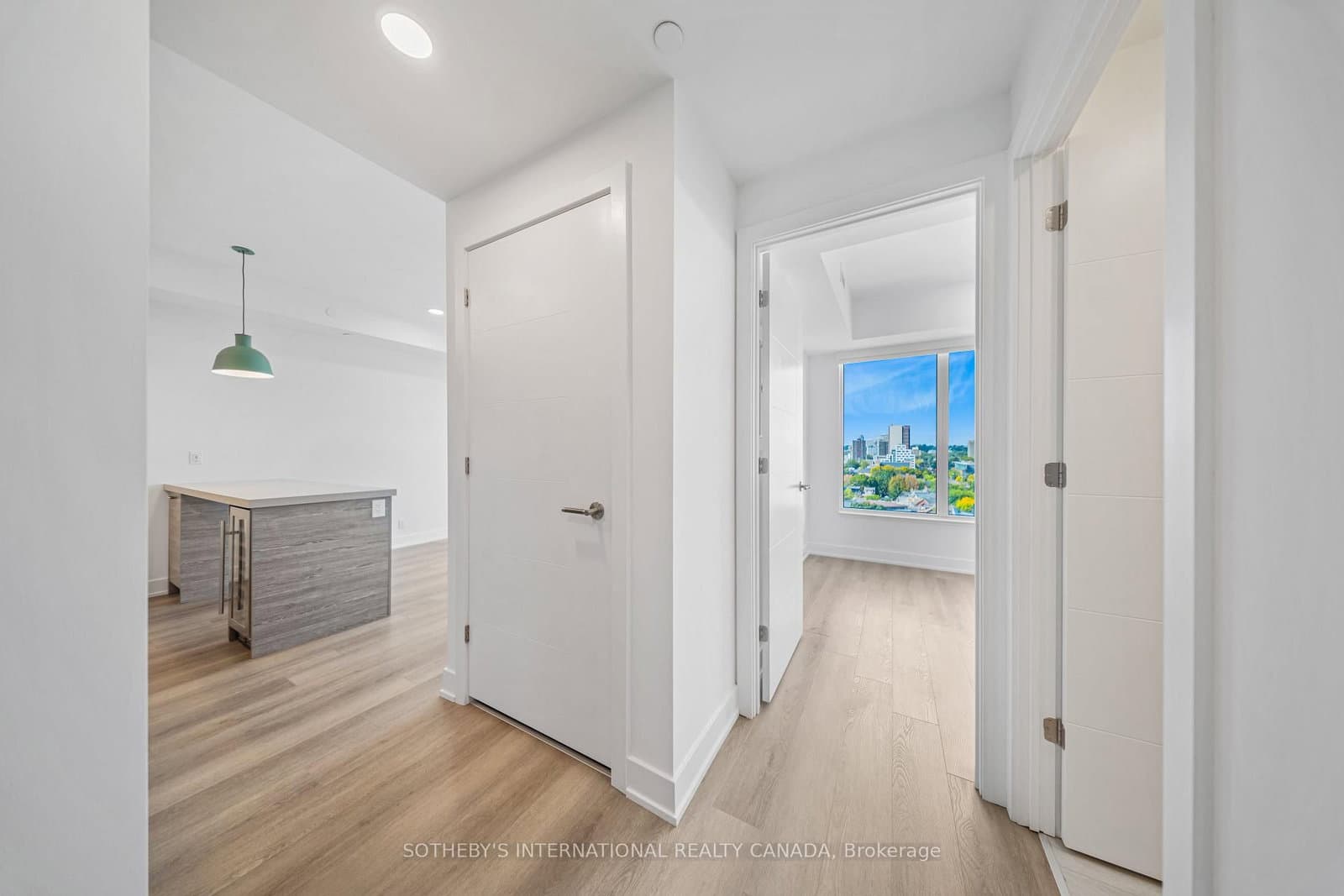 484 Spadina Avenue, Unit 1601