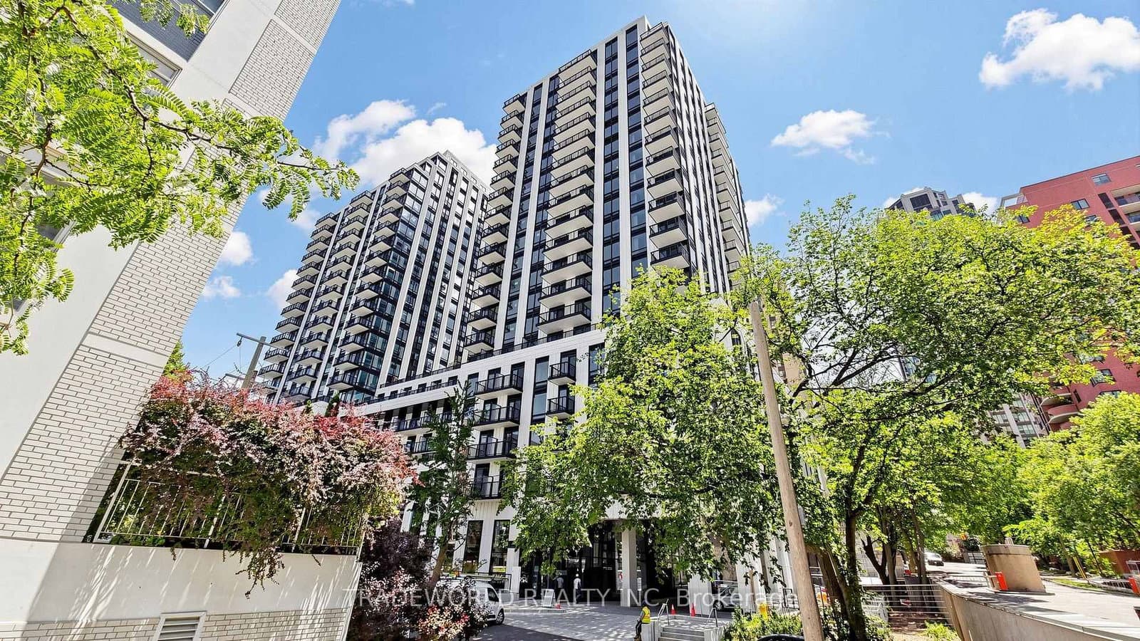 91 Montclair Avenue, Unit 707