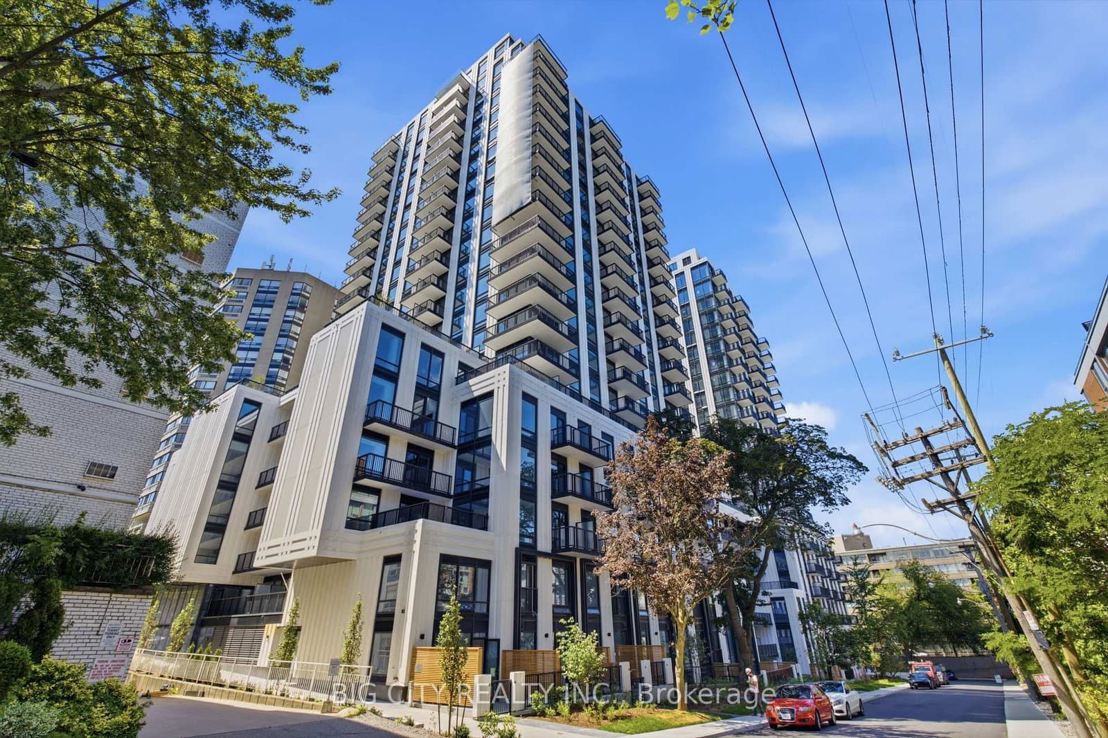 91 Montclair Avenue, Unit 829