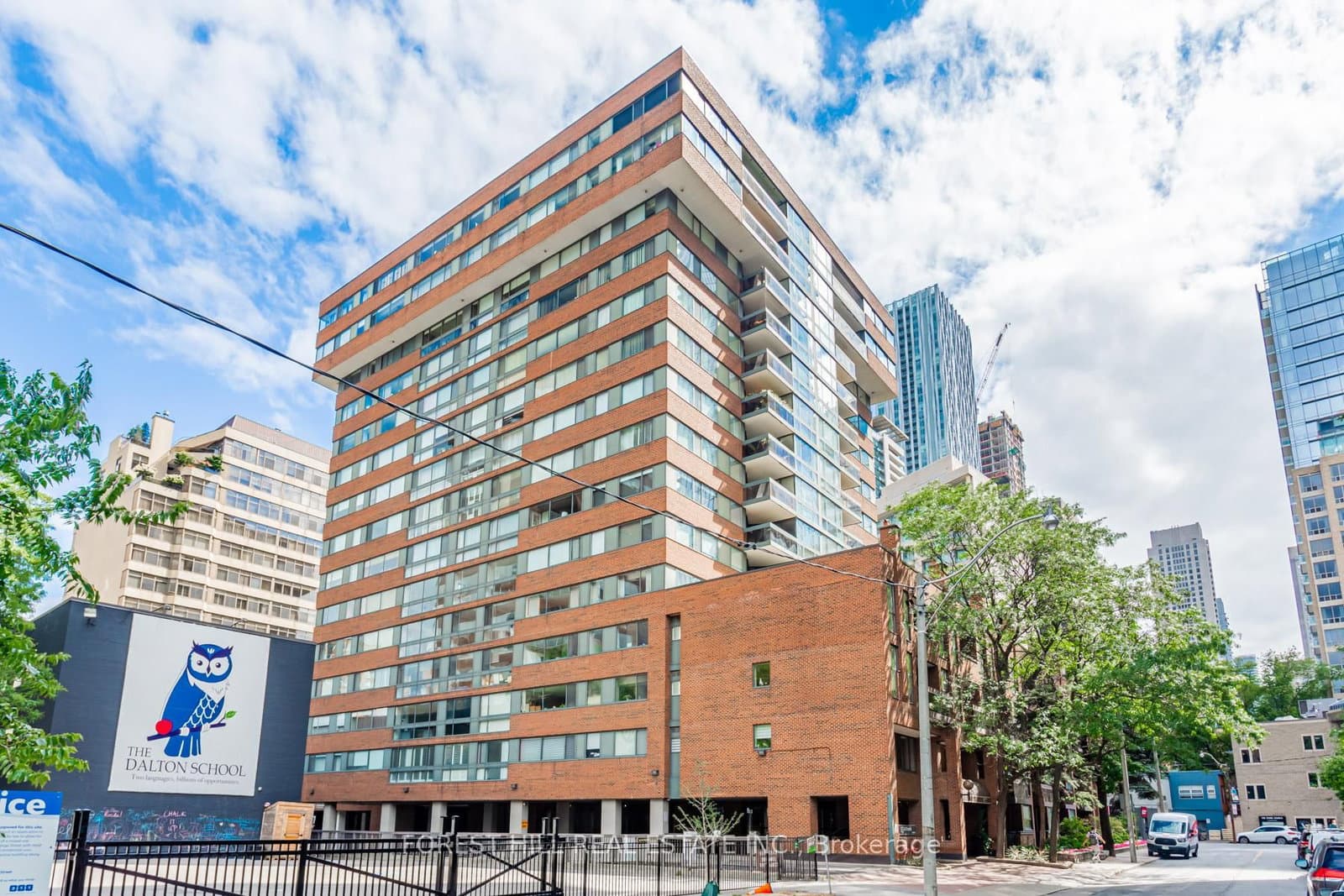 15 Mcmurrich Street, Unit PH01