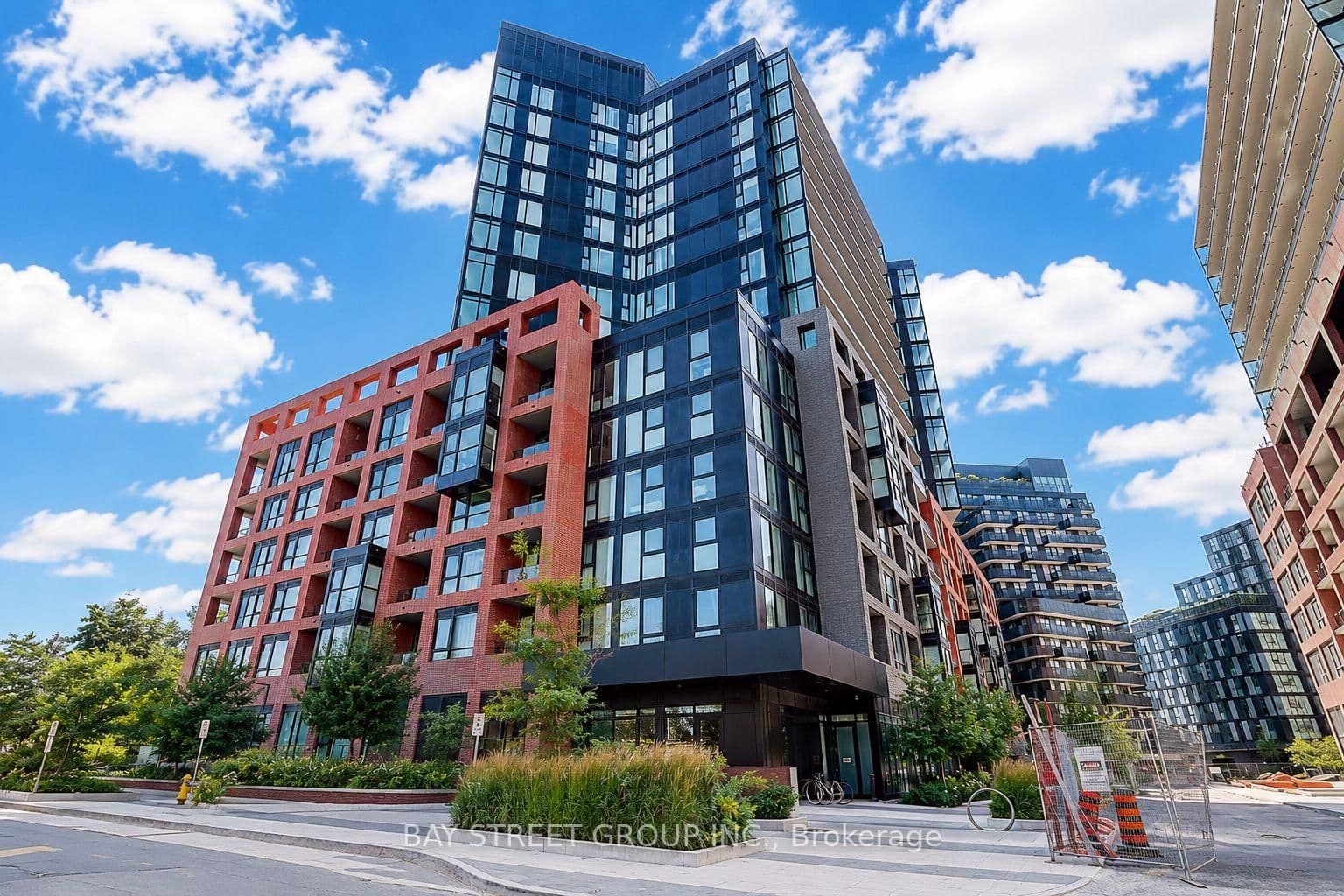 8 Tippet Road, Unit 431