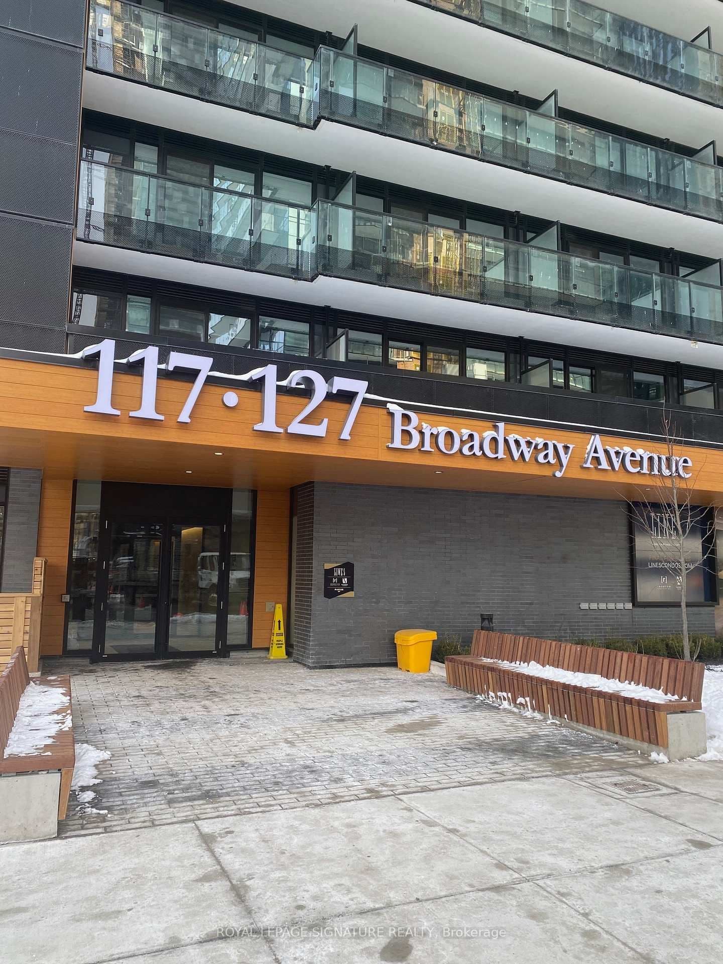 117 Broadway Avenue, Unit 1407