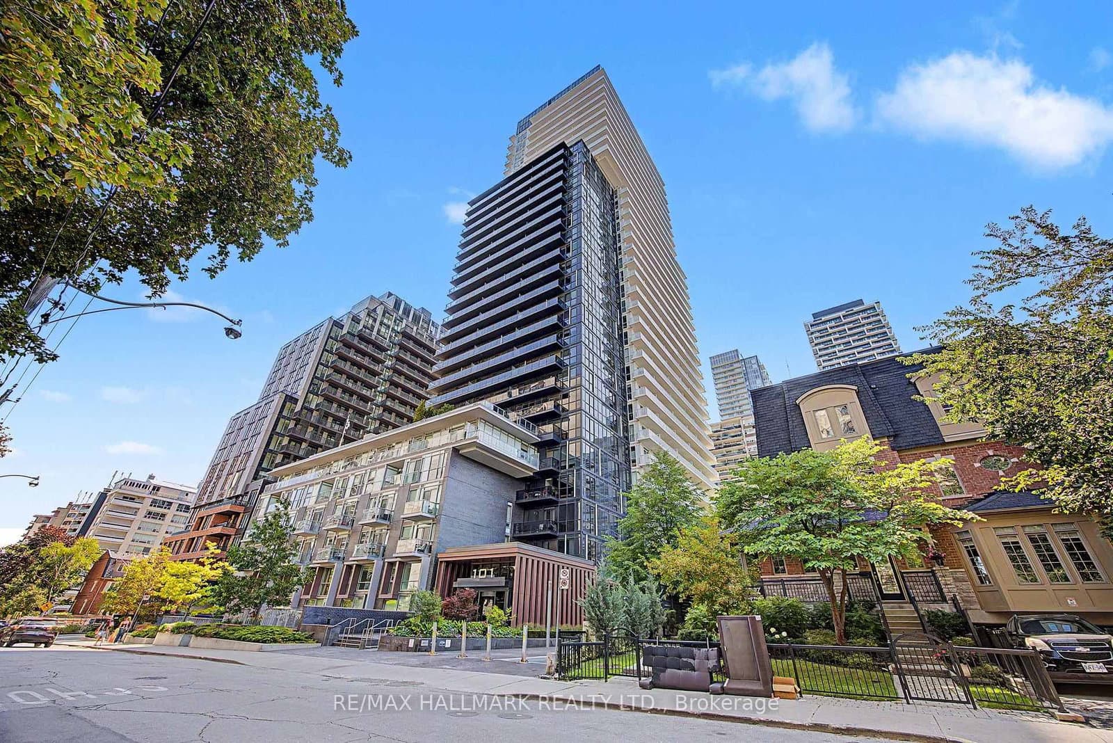 #PH15 - 101 Erskine Avenue