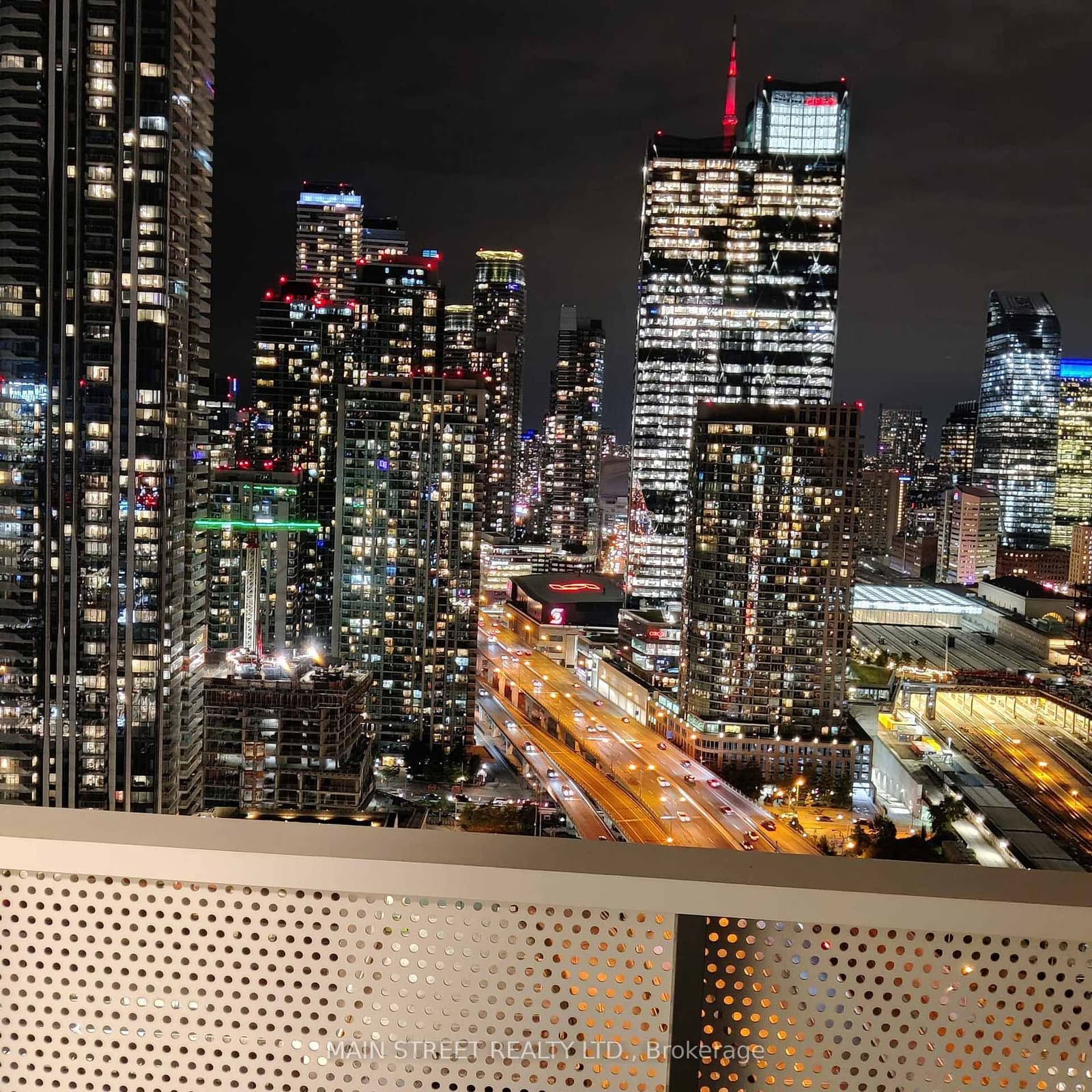 55 Cooper Street, Unit 3701
