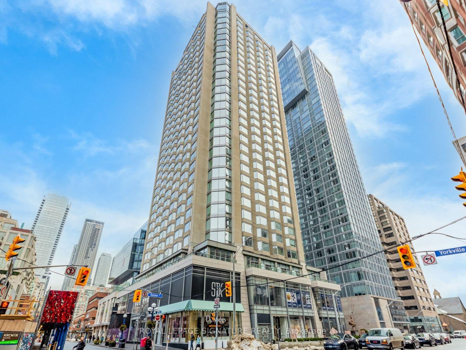 #1110 - 155 Yorkville Avenue