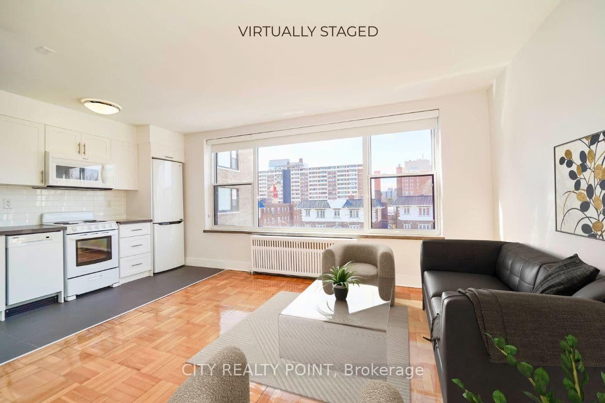 #202 - 1545 Bathurst Street