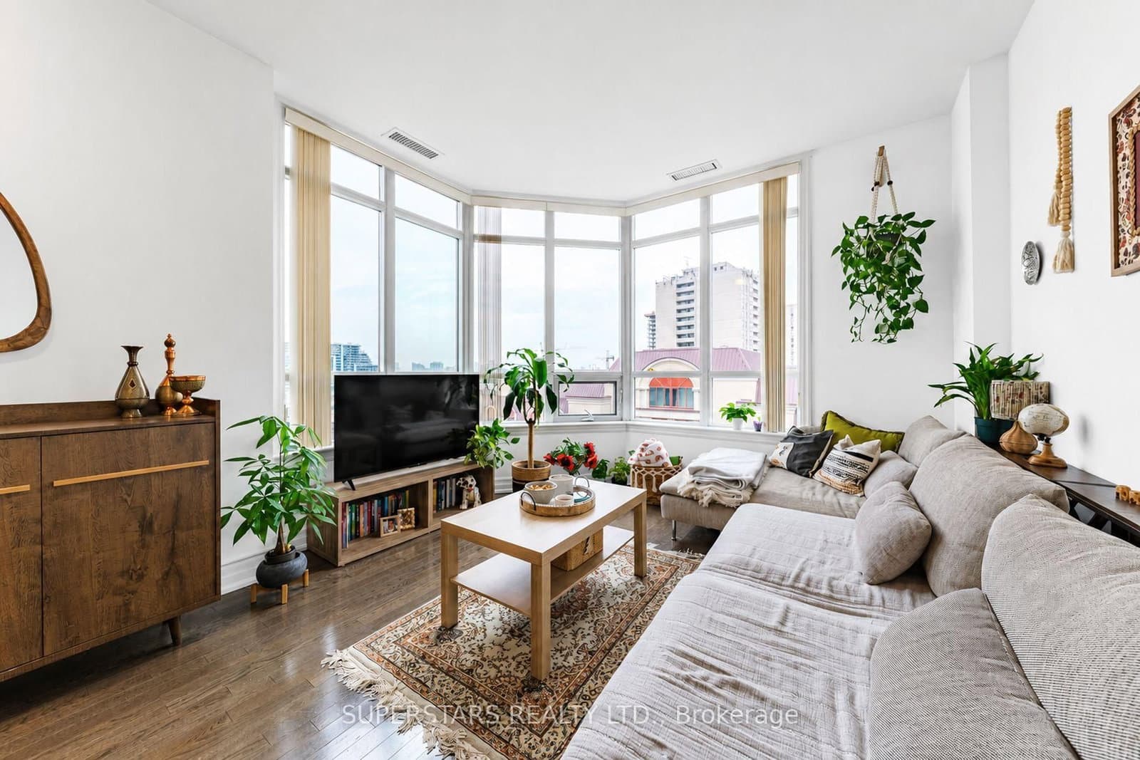 #901(PH1) - 23 Rean Drive