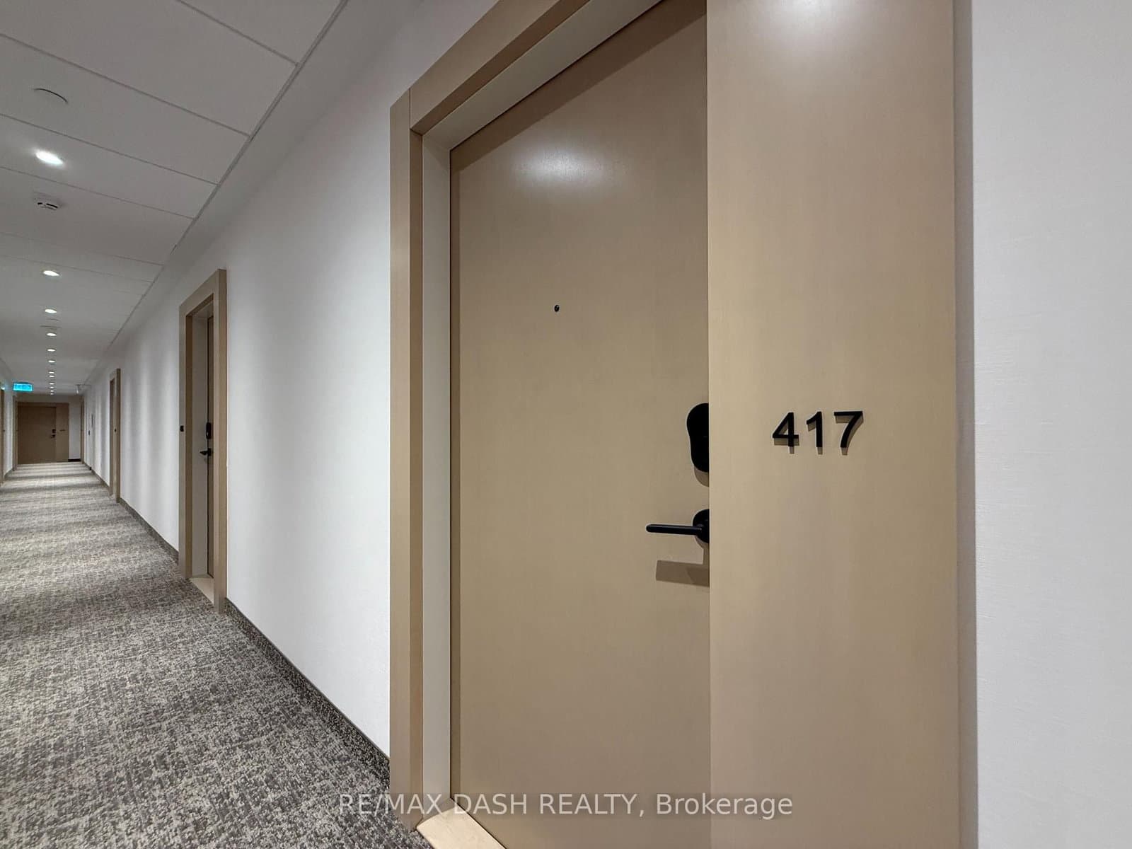 280 Dundas Street W, Unit 417