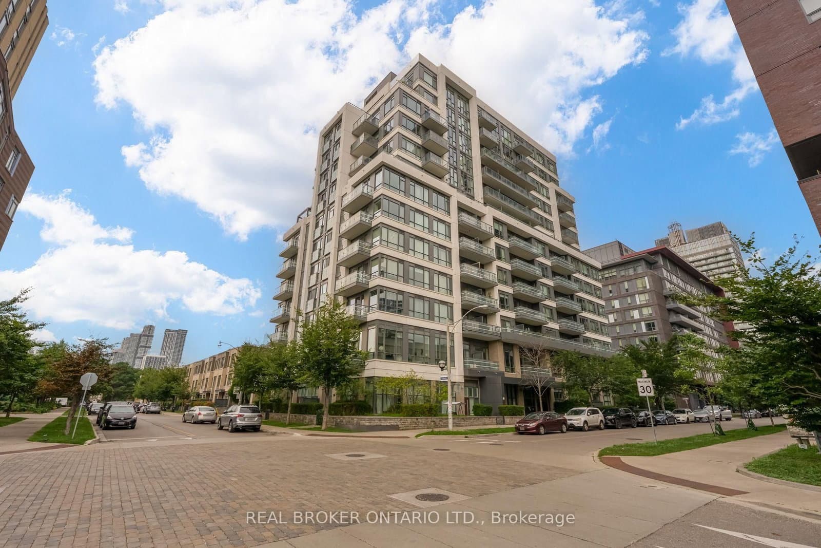 200 Sackville Street, Unit 702