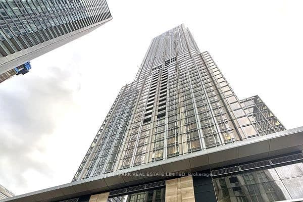 11 Yorkville Avenue, Unit 1811