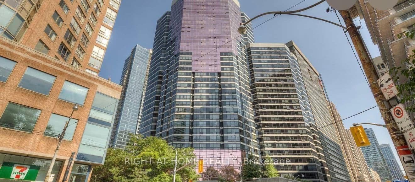 #615 - 1001 BAY Street