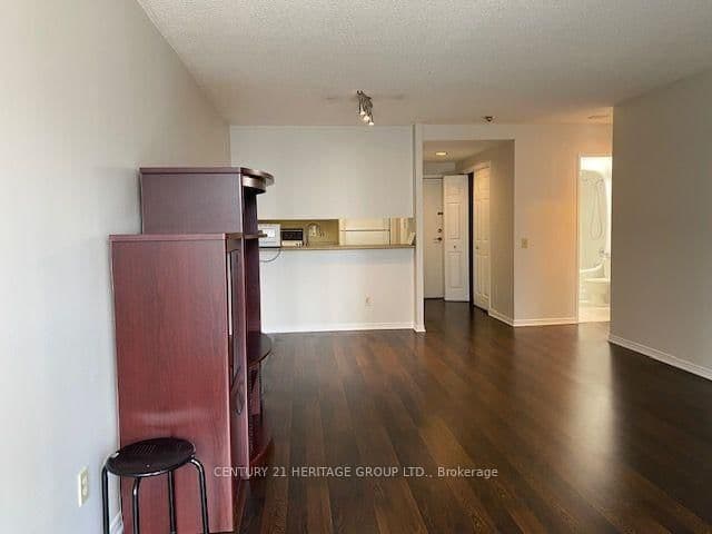 #1204 - 7 Bishop Avenue