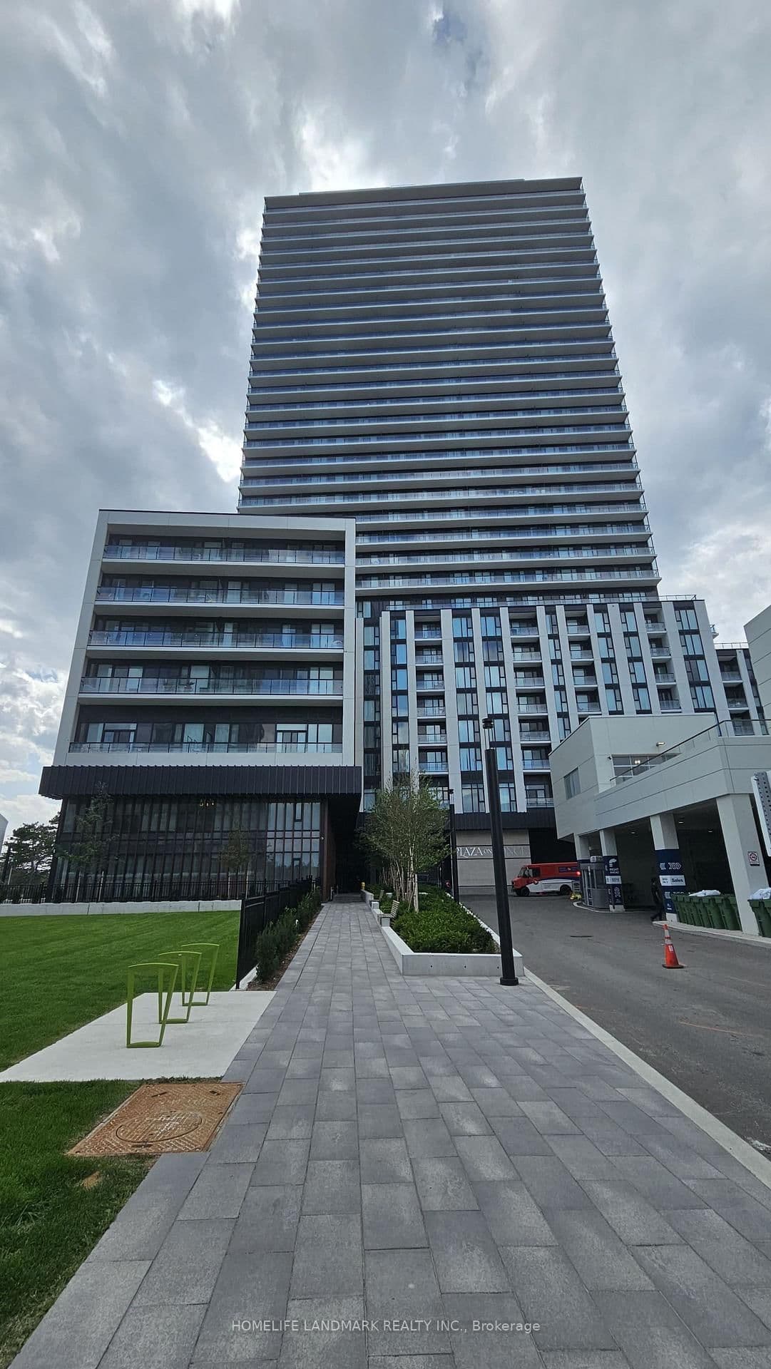 5858 Yonge Street, Unit 3225