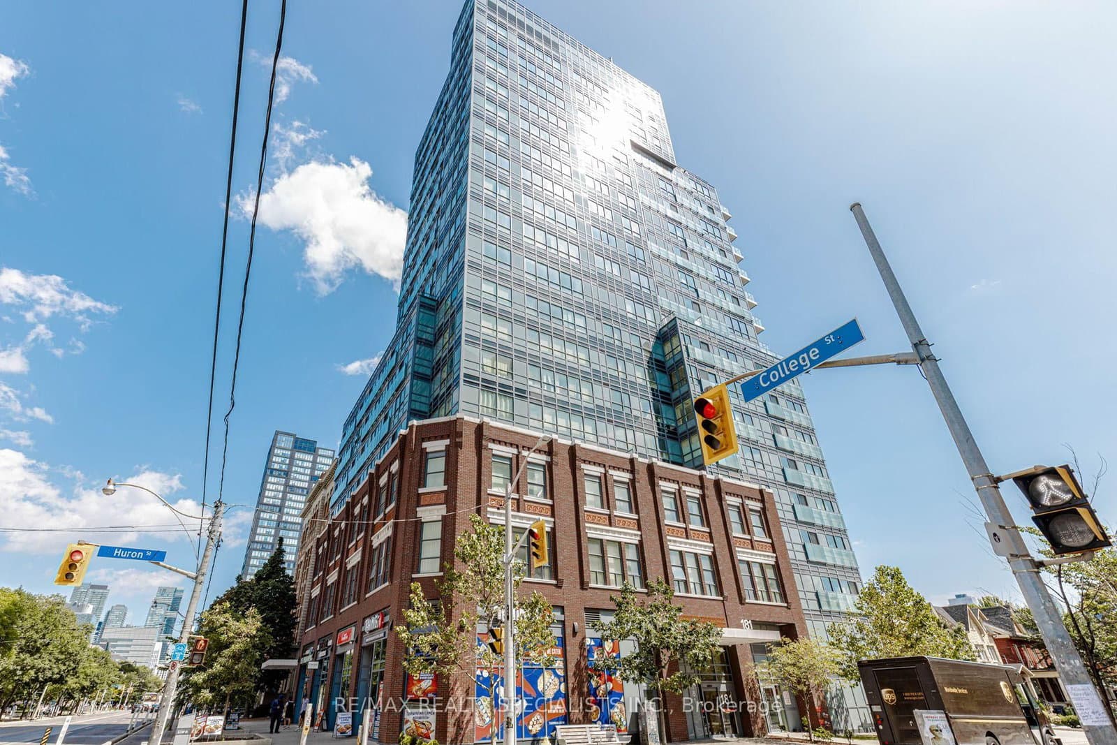 #604 - 181 Huron Street