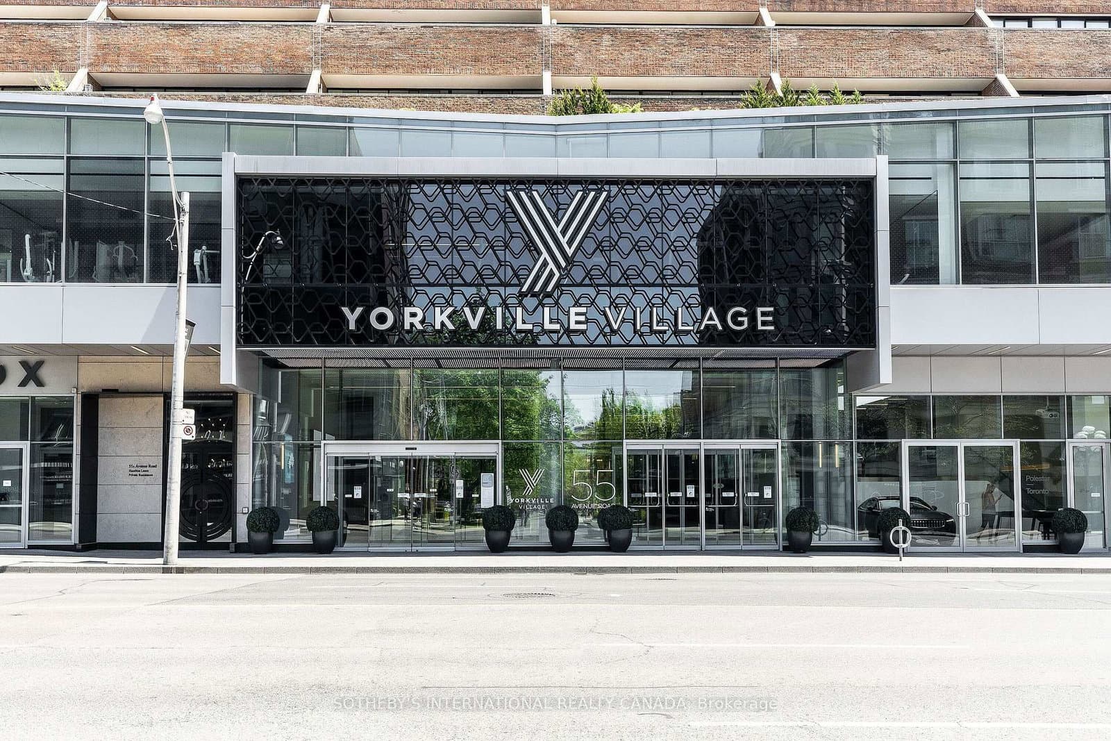 55A Avenue Road, Unit 408
