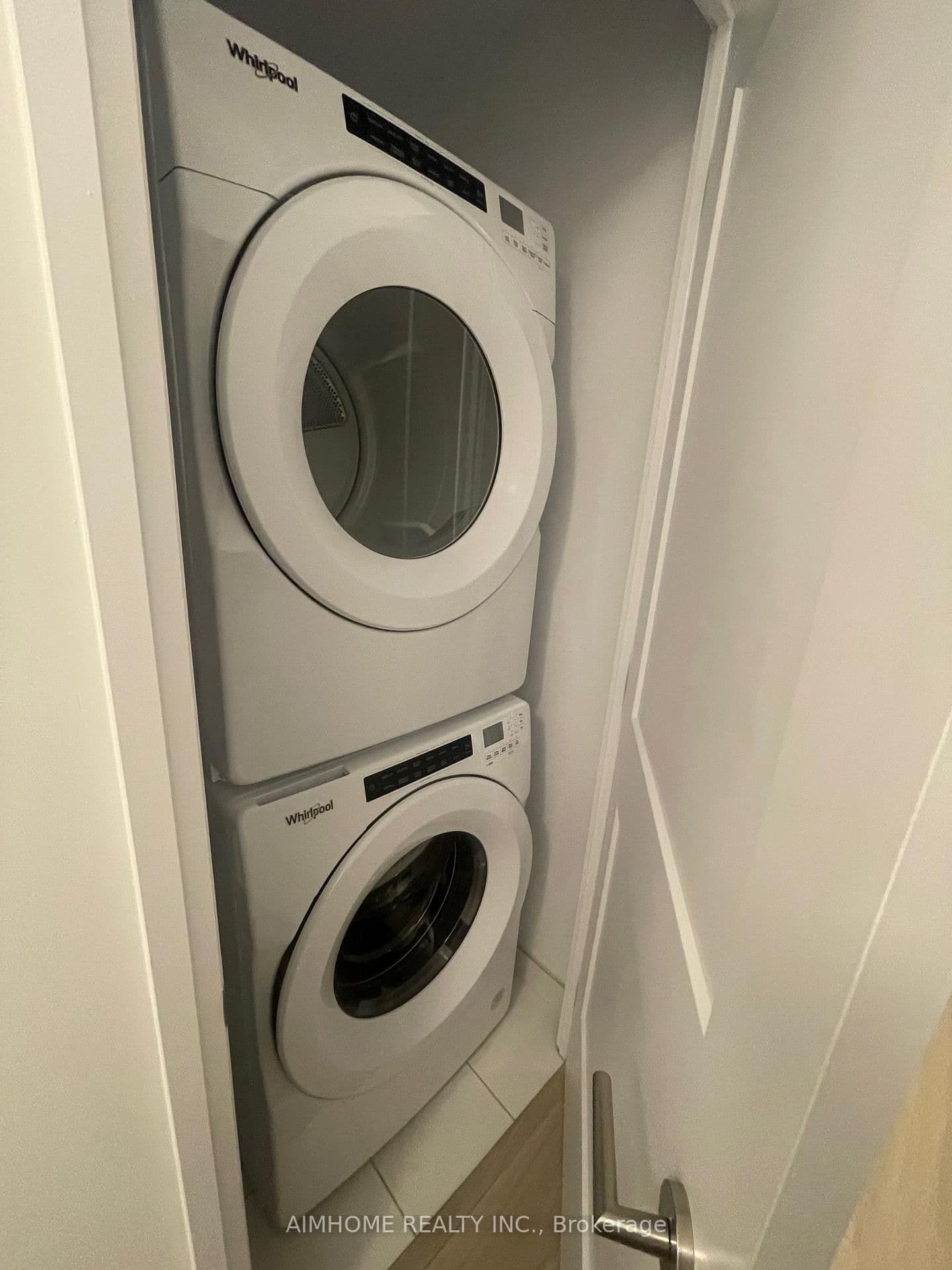 50 Dunfield Avenue, Unit 1617