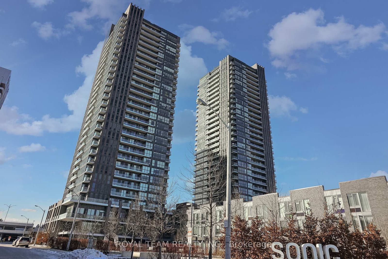 6 Sonic Way, Unit 1901