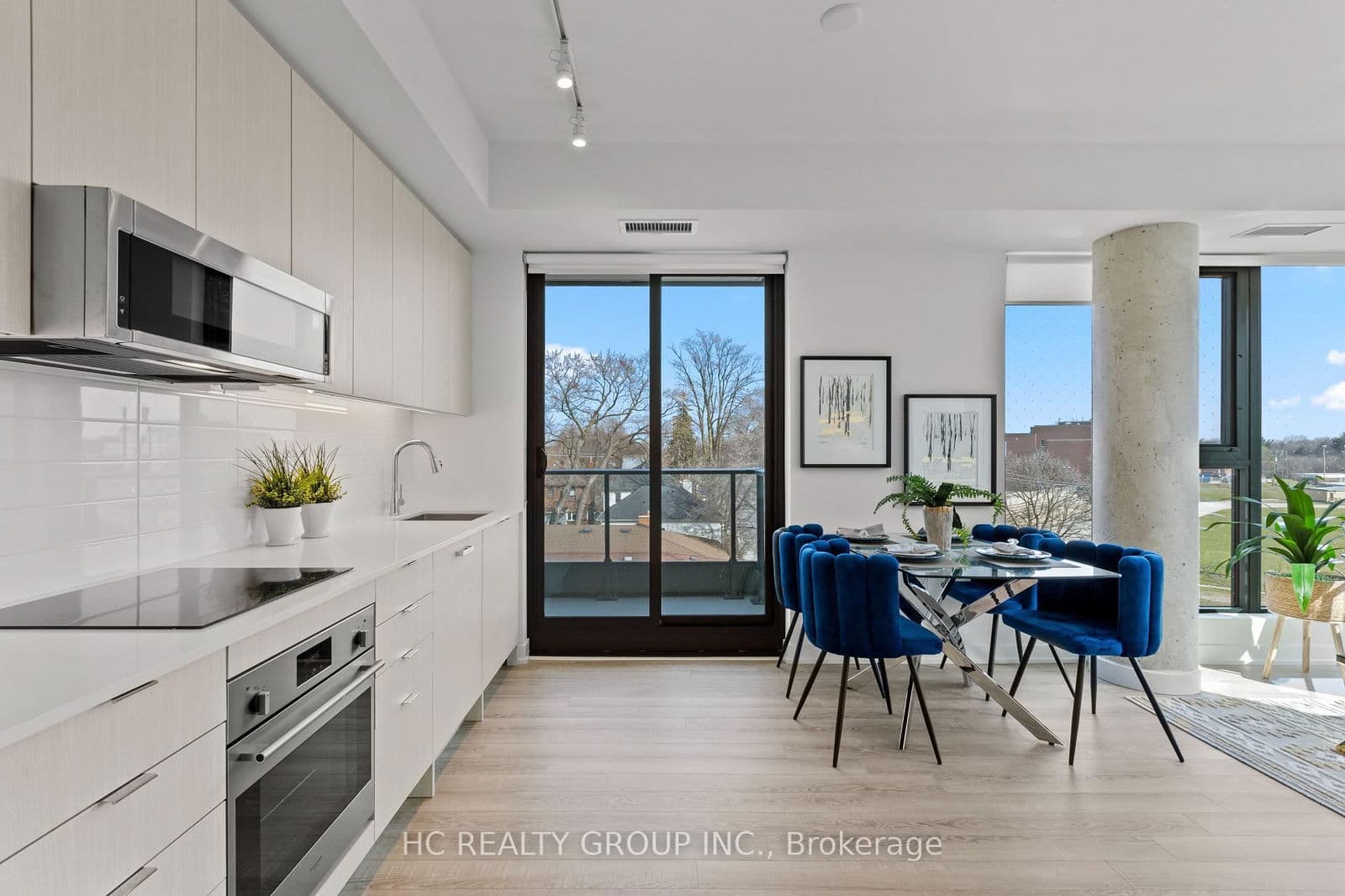 250 Lawrence Avenue W, Unit 409