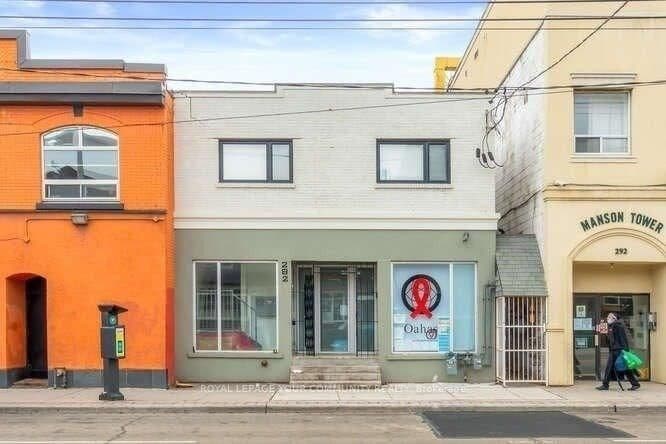 282 Parliament Street, Unit 202