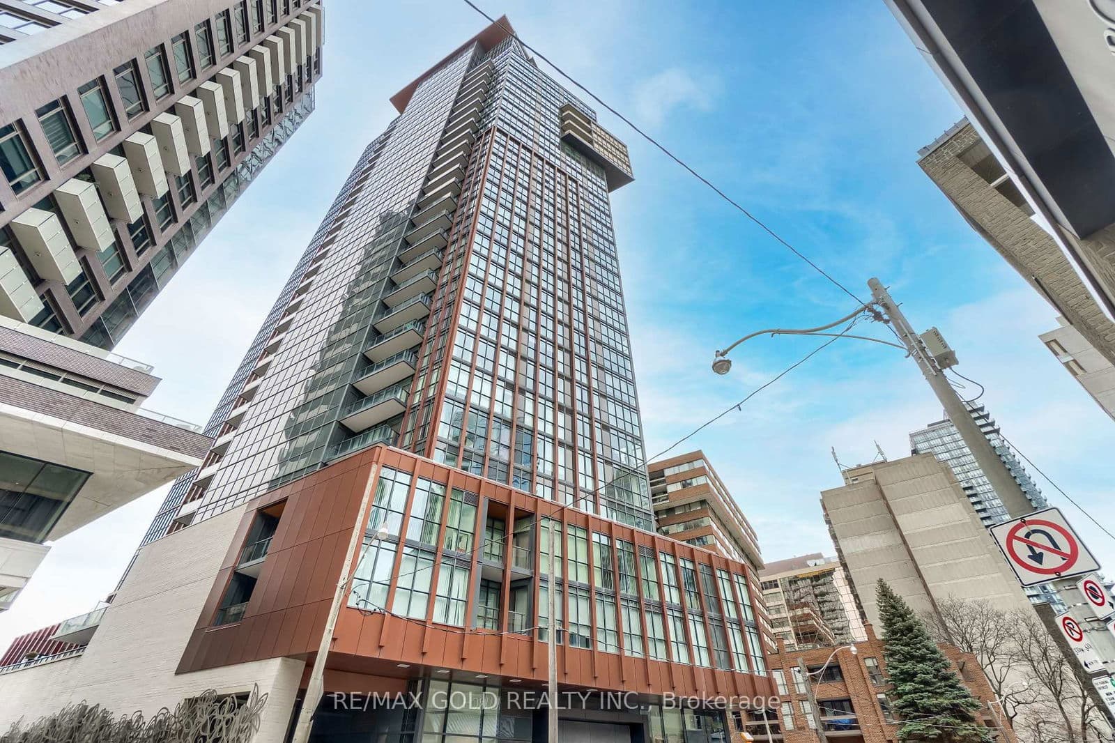 32 Davenport Road, Unit 410