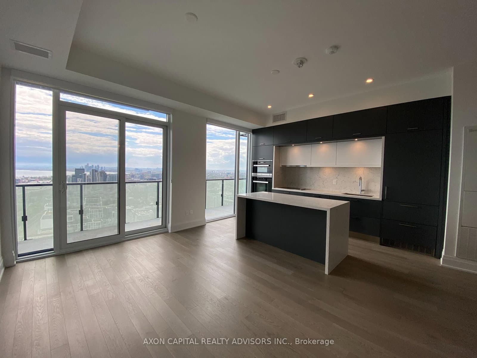 470 Front Street W, Unit PH01