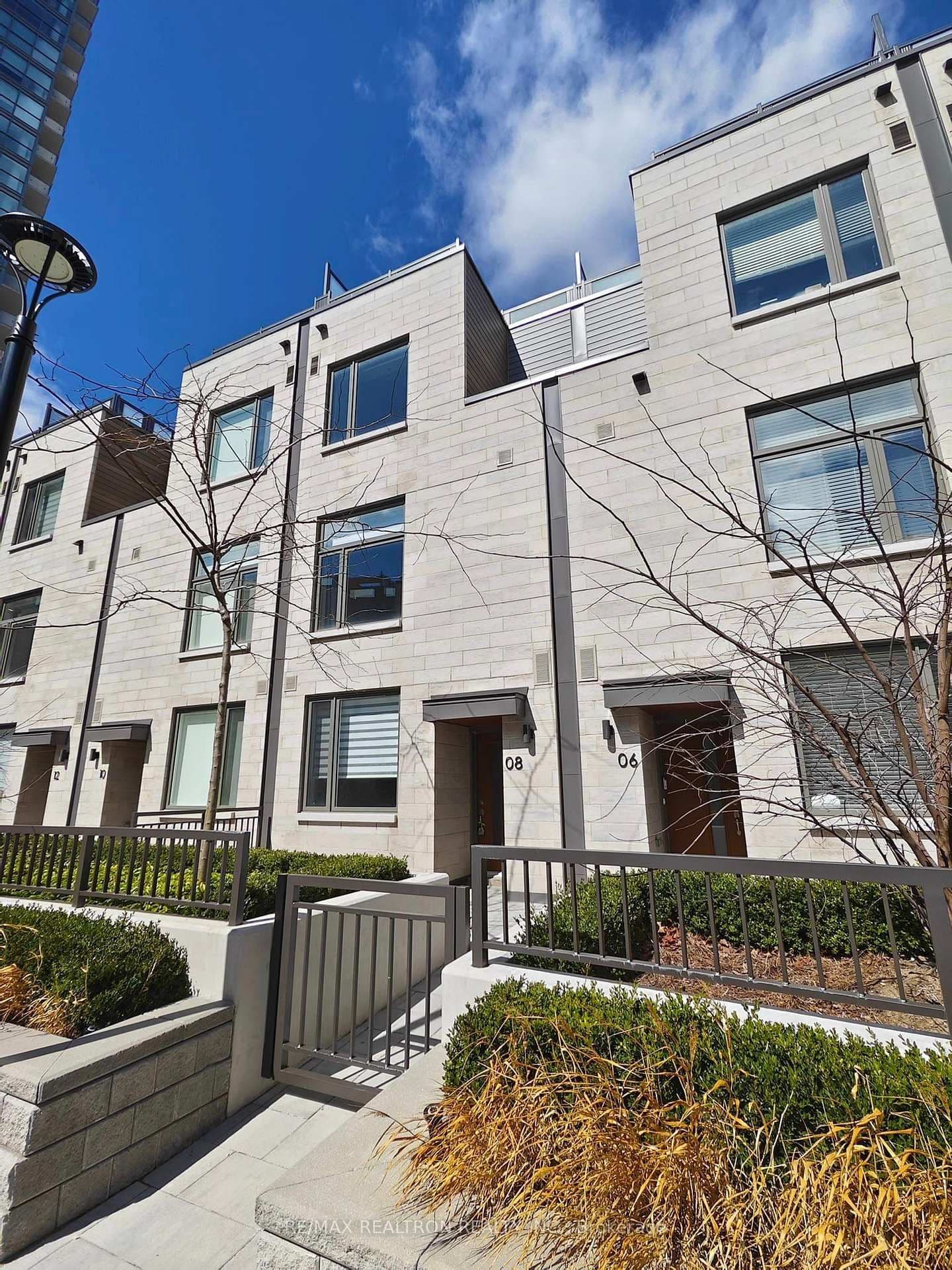 165 Pears Avenue, Unit TH#8