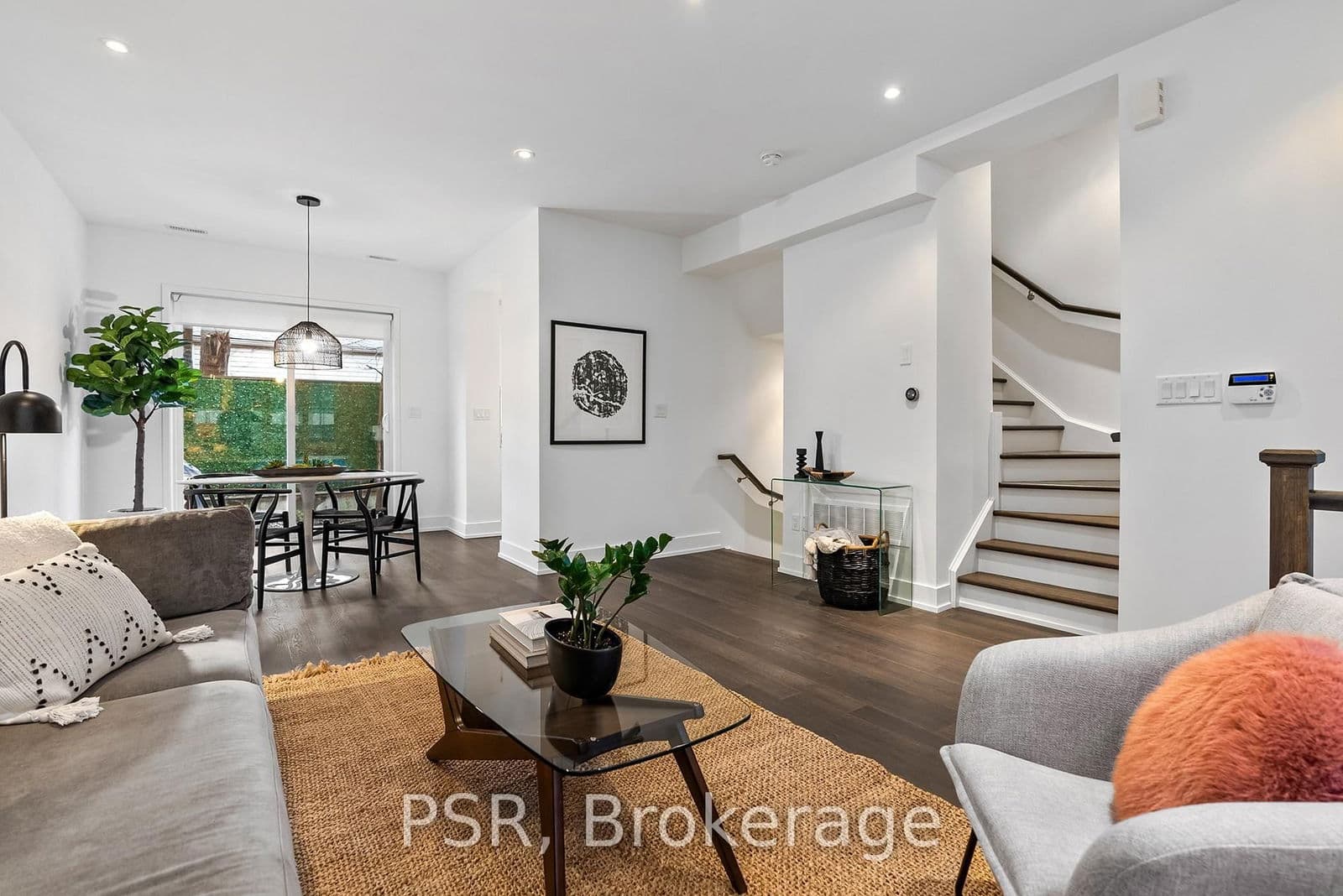 379 Madison Avenue, Unit TH #4