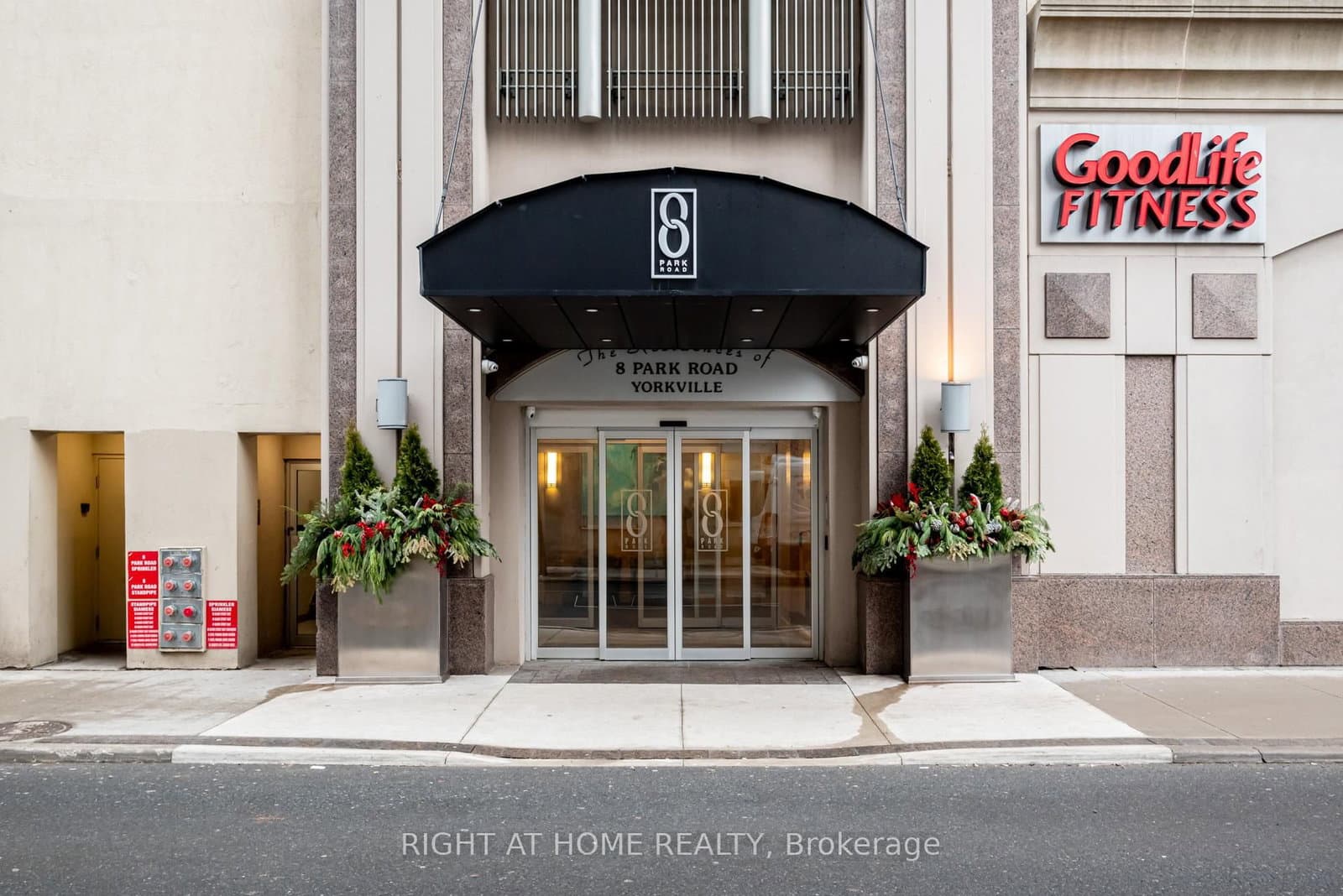 8 Park Road, Unit 2303