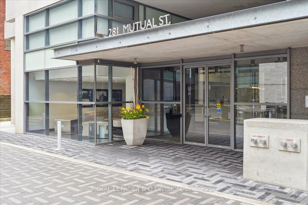 281 Mutual Street, Unit 809