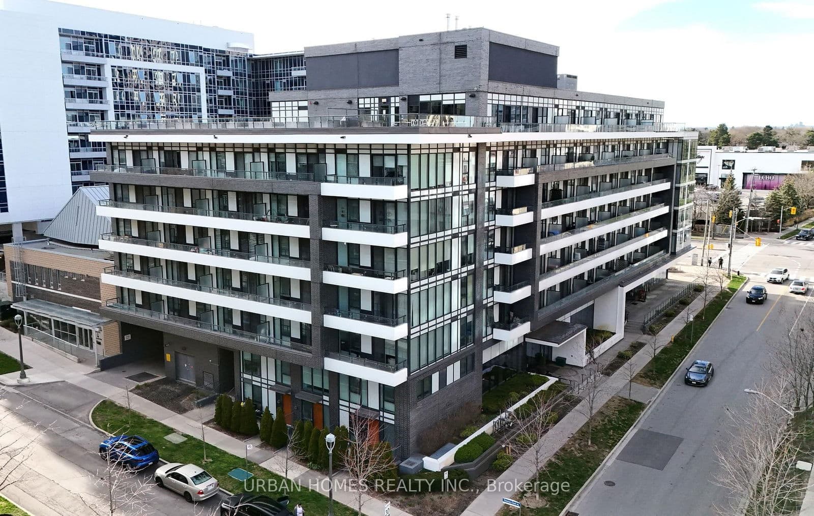 18 rean Drive, Unit 303