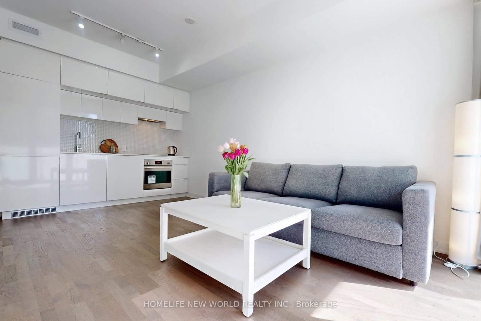 185 Roehampton Avenue, Unit 615