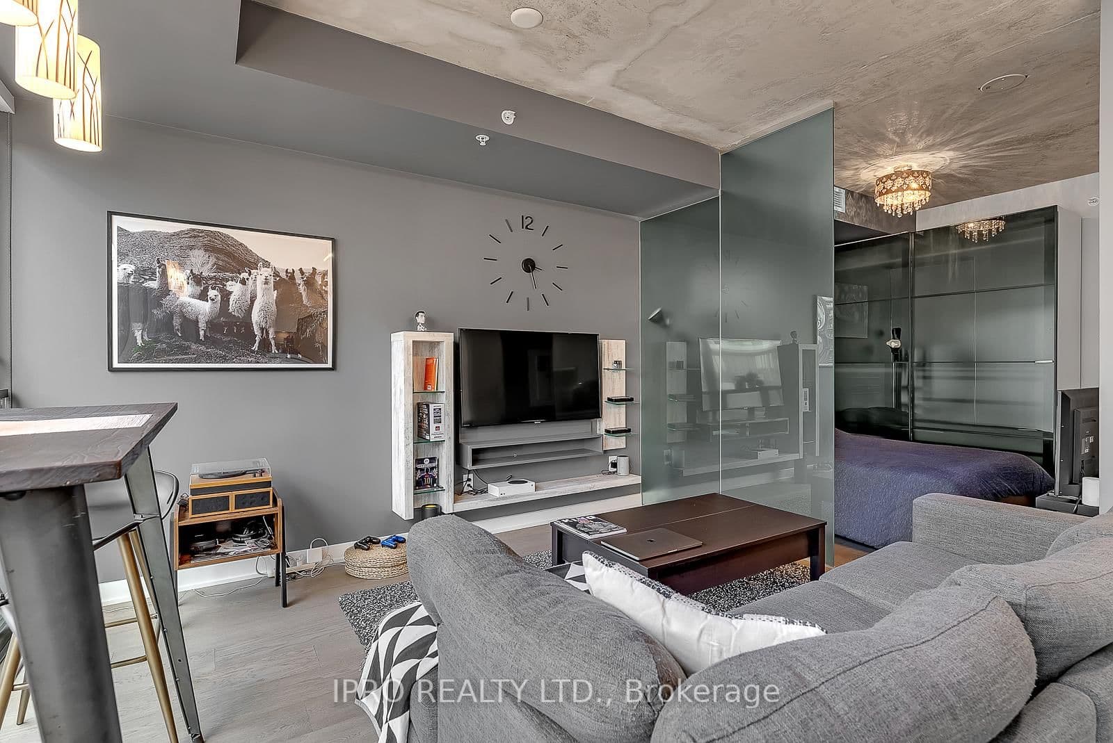 629 King Street, Unit 622