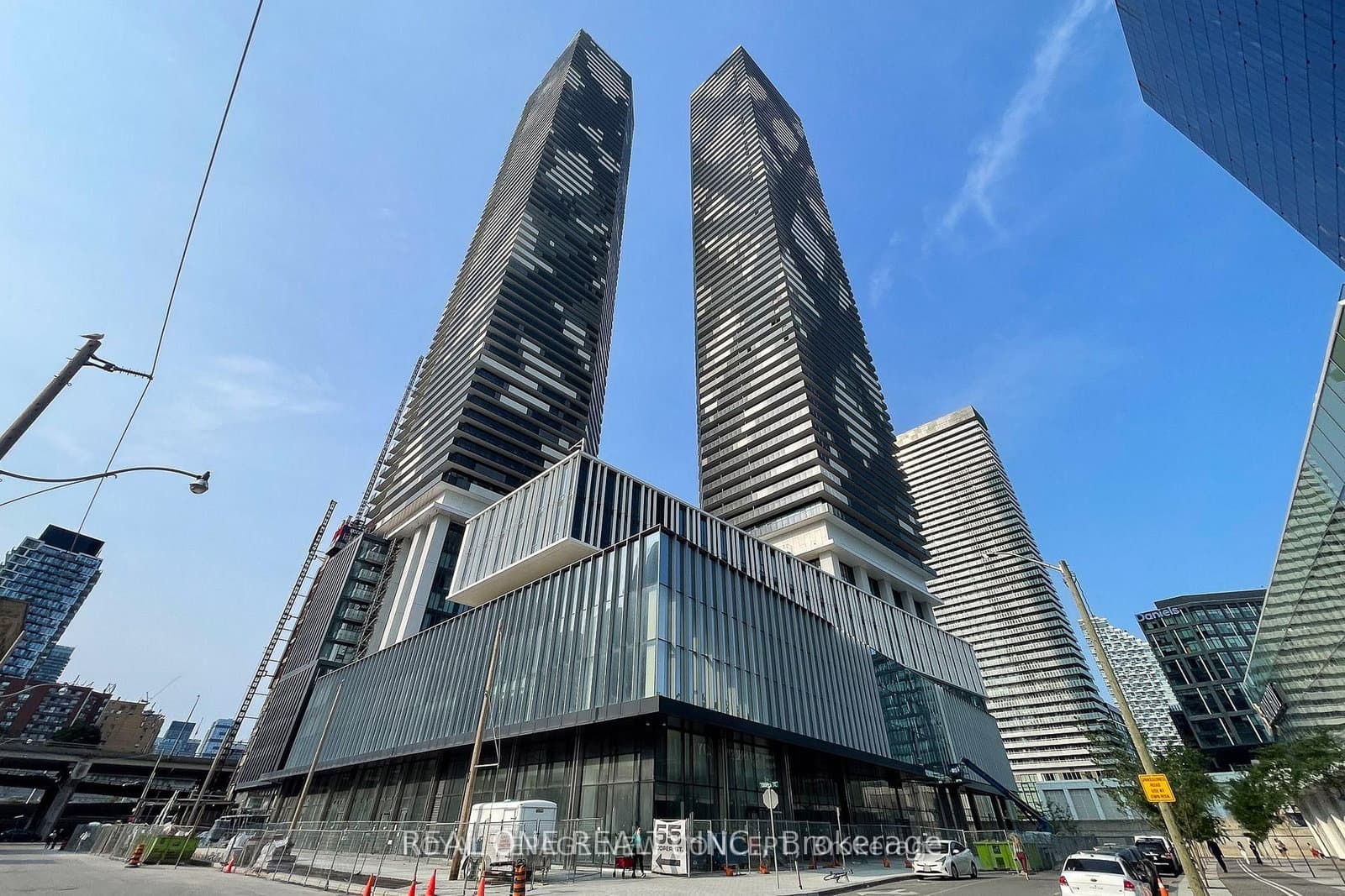 138 Downes Street, Unit 6906