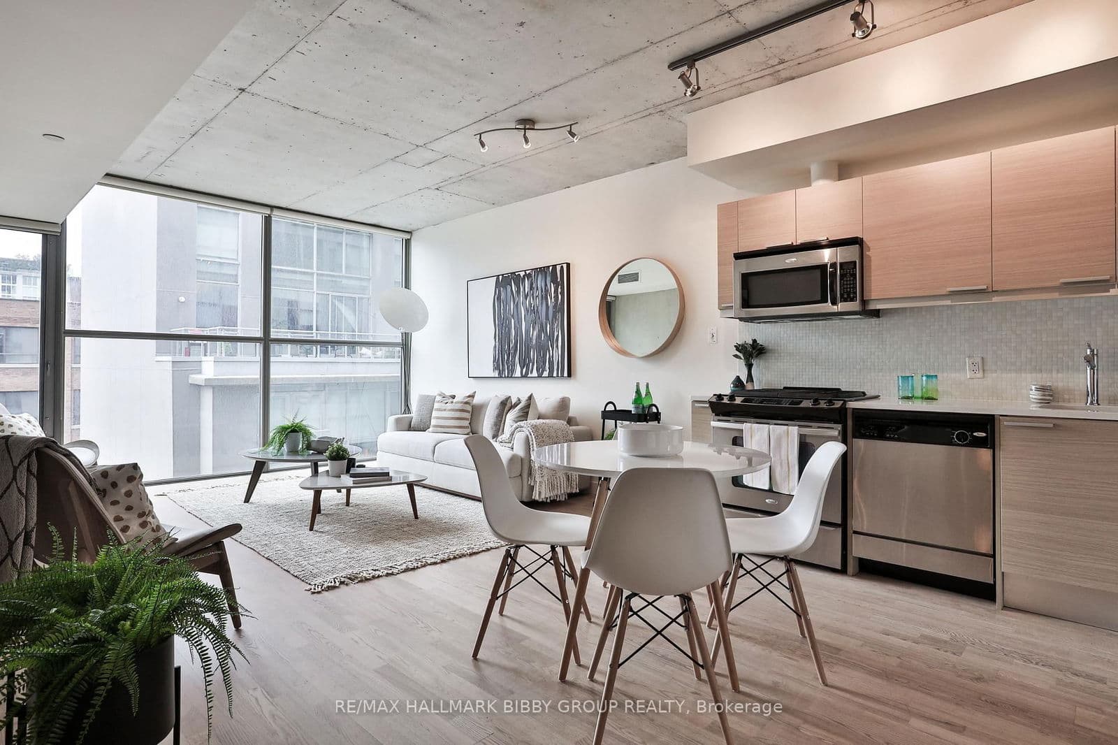 25 Oxley Street, Unit 703