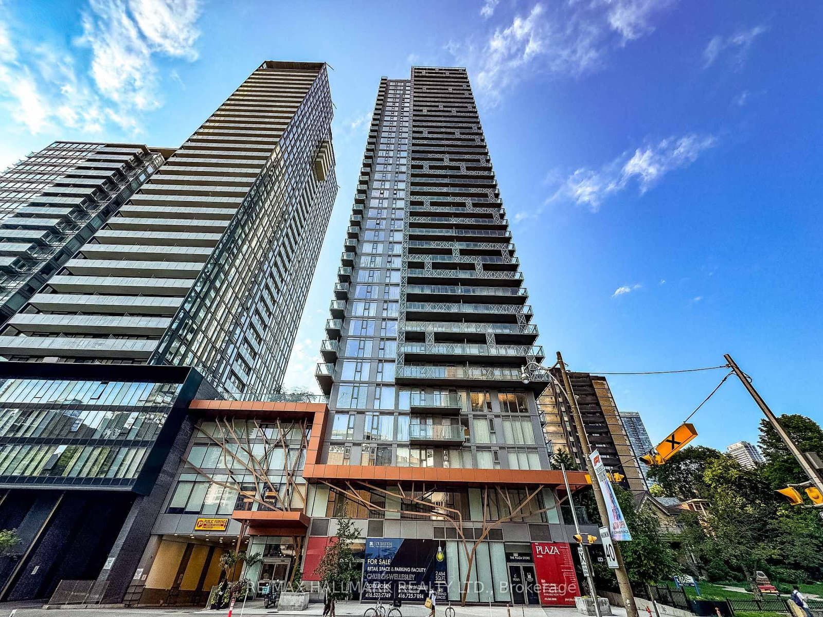 50 Wellesley Street E, Unit 3811
