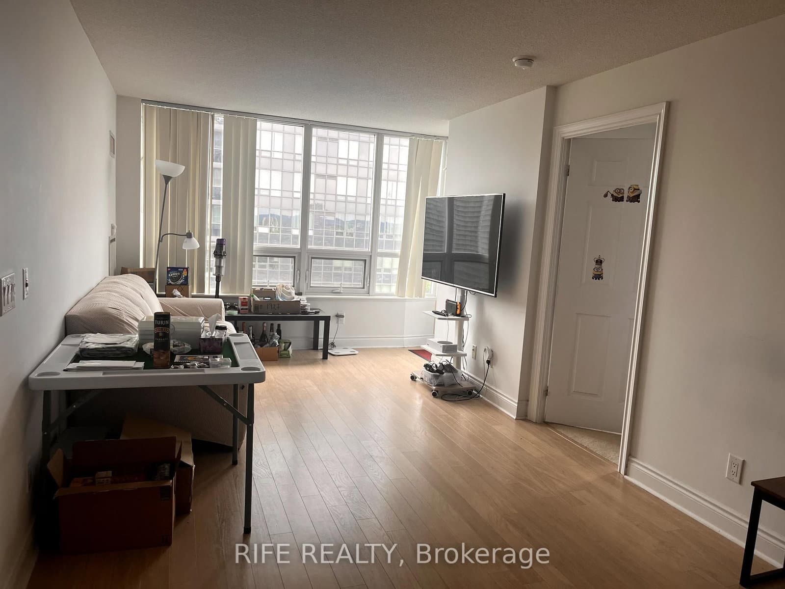 25 Greenview Avenue, Unit 1927