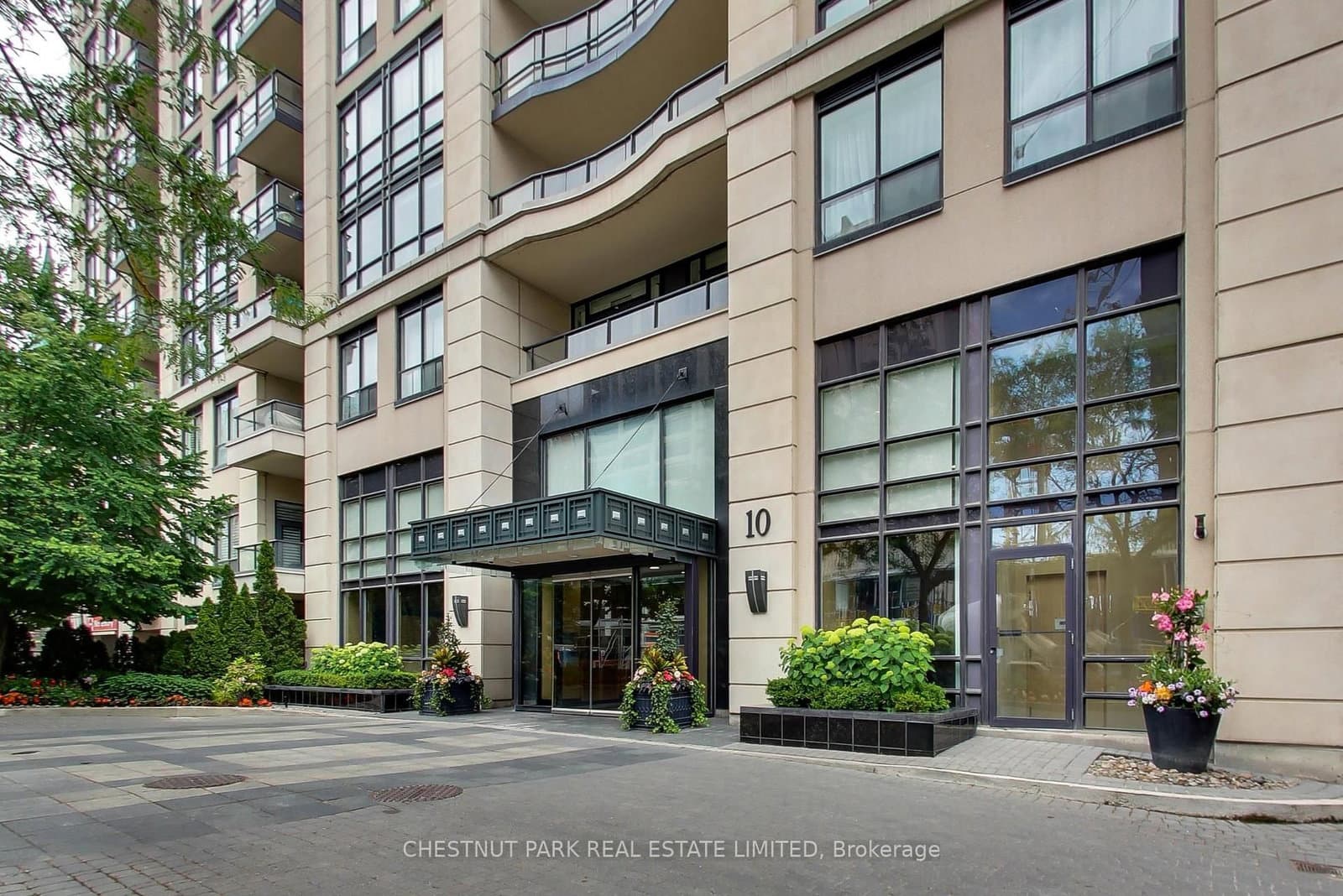 10 Delisle Avenue, Unit 414