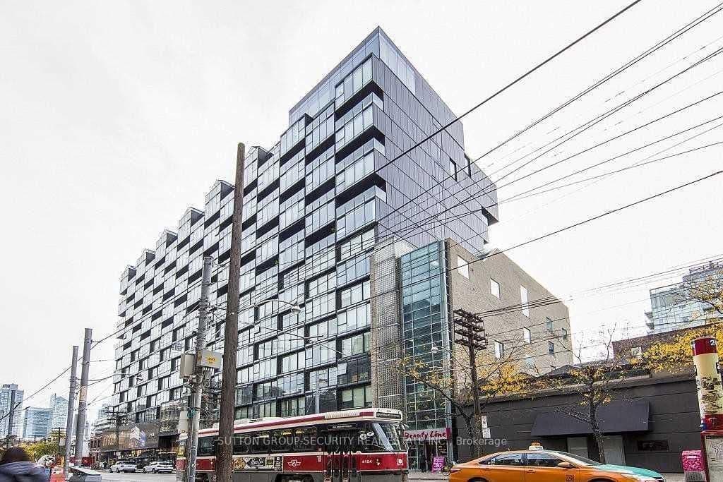 629 King Street W, Unit 320