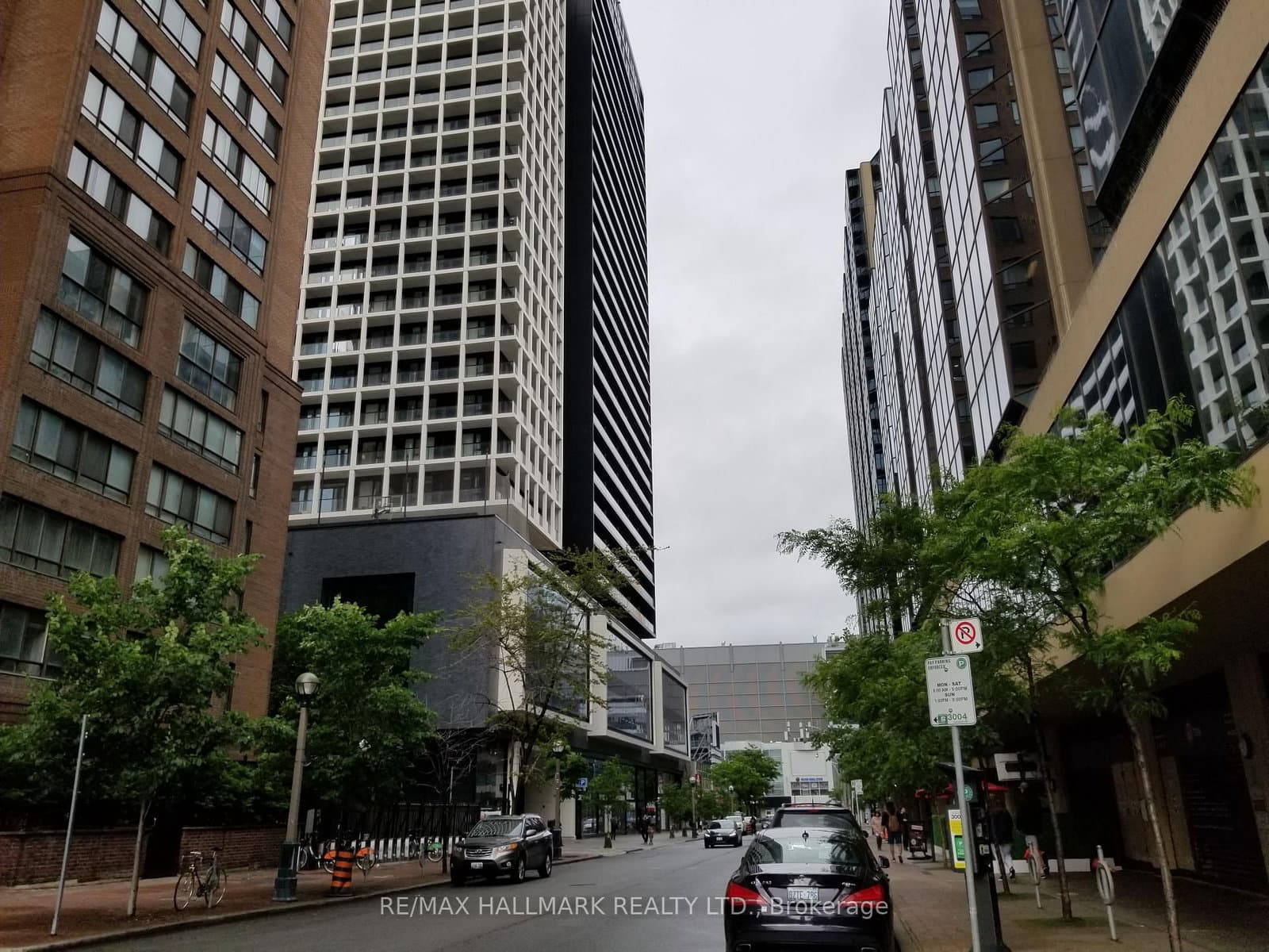 20 Edward Street, Unit 601