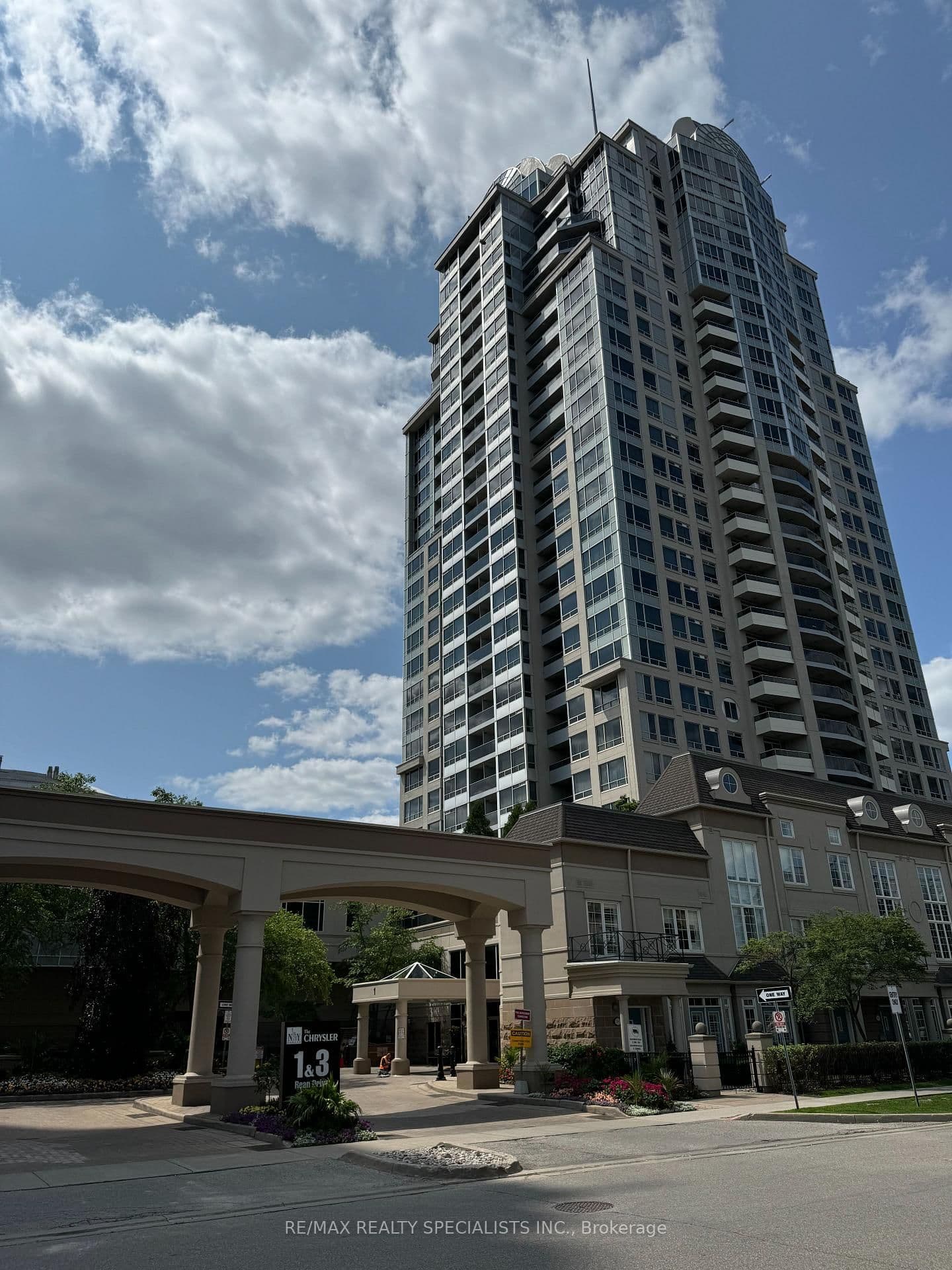 1 Rean Drive, Unit 1608