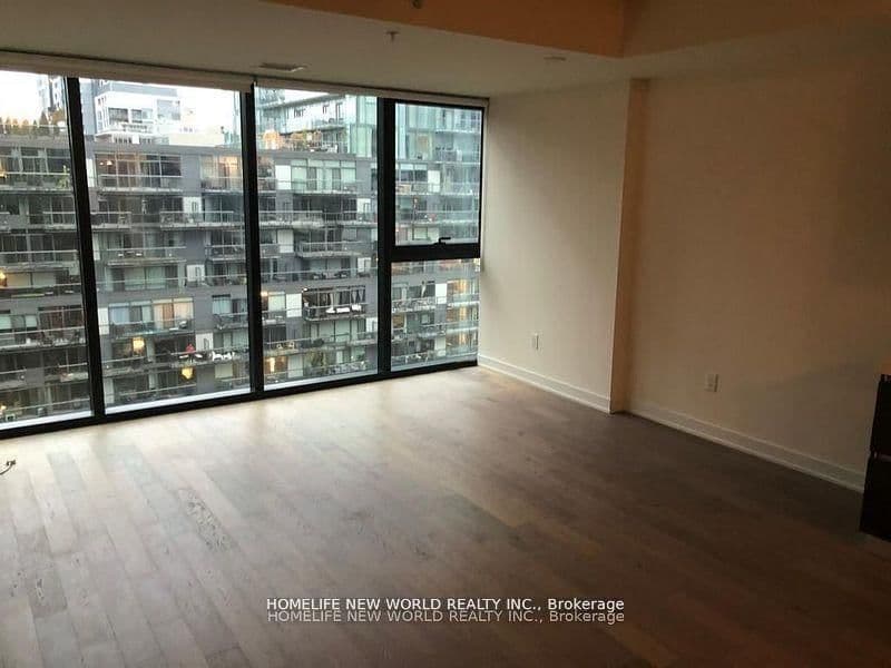 629 King Street, Unit 812