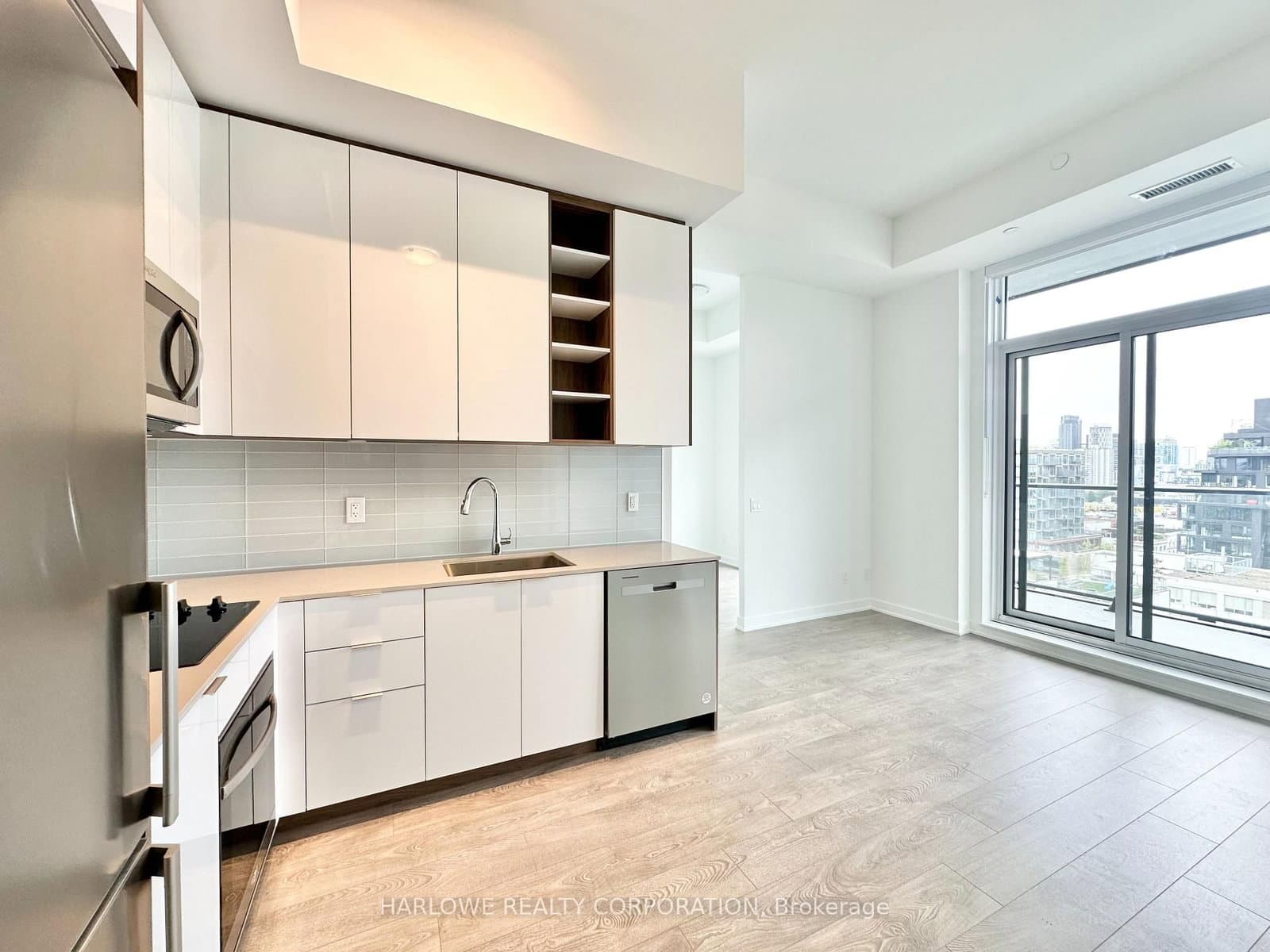 543 Richmond Street W, Unit LPH08