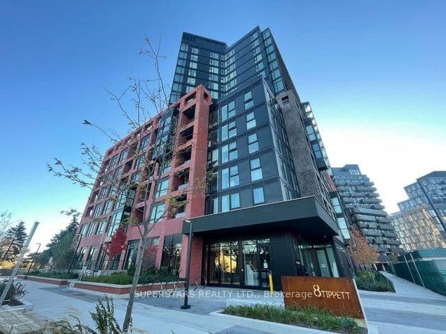 8 Tippett Road, Unit 812