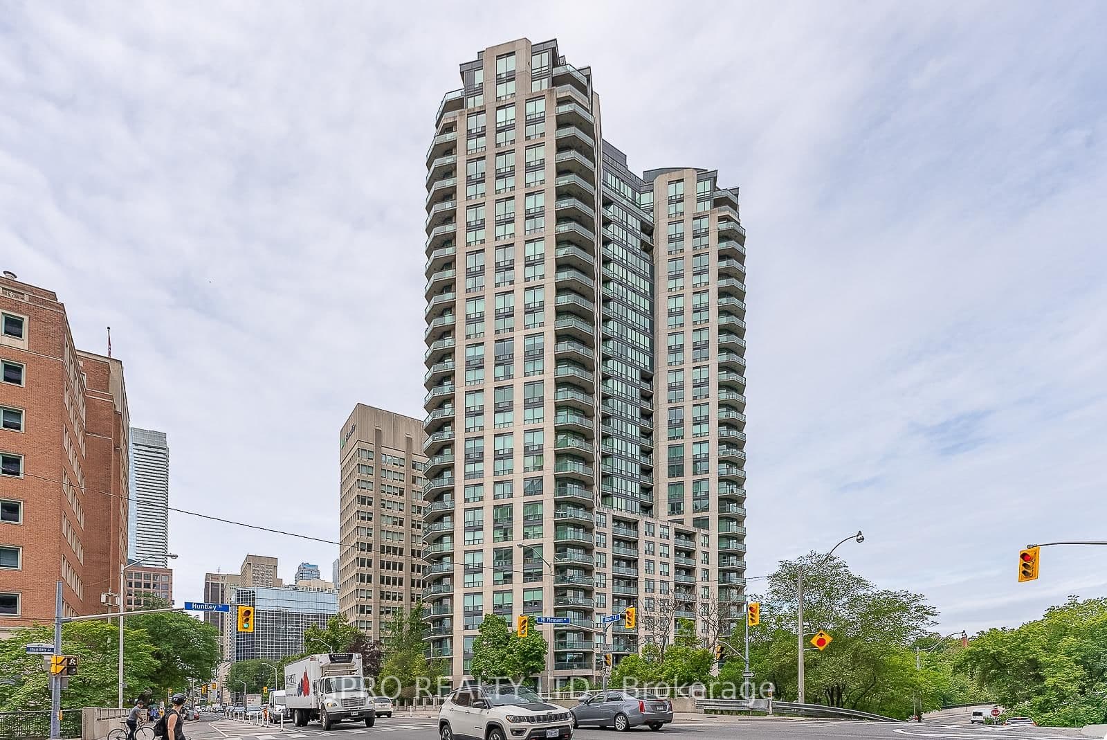 300 Bloor Street E, Unit 1109
