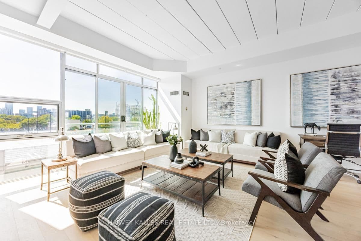 160 Baldwin Street, Unit 401