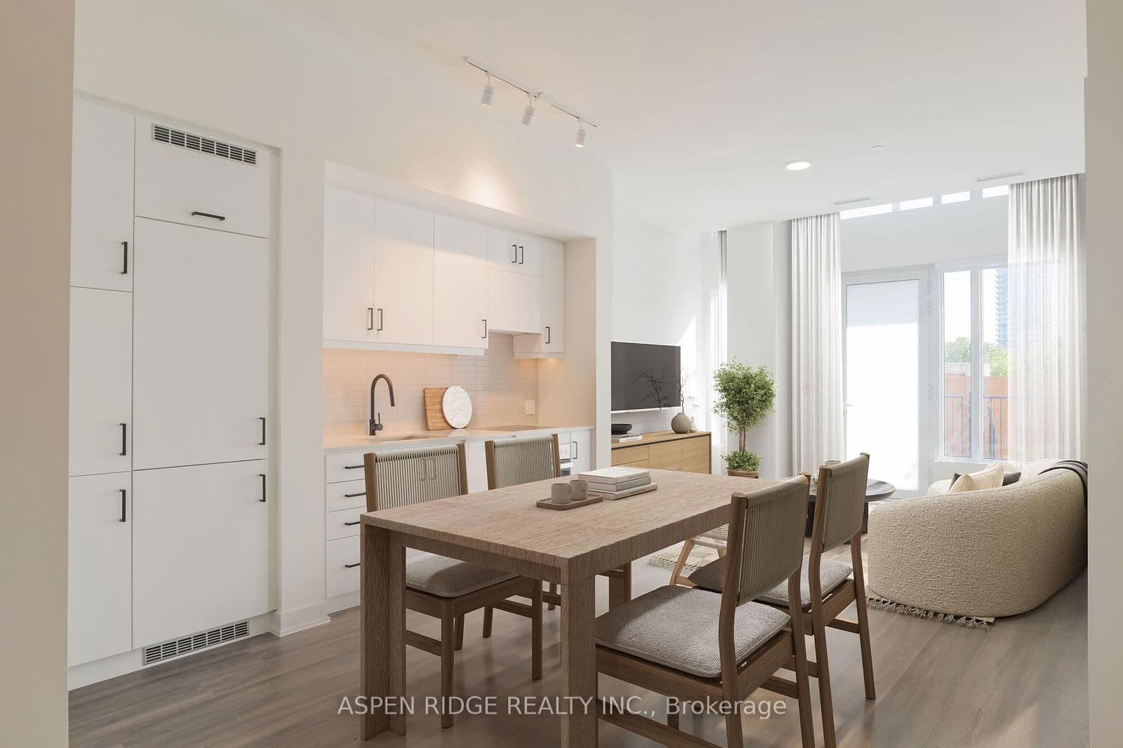 9 Tecumseth Street, Unit 105