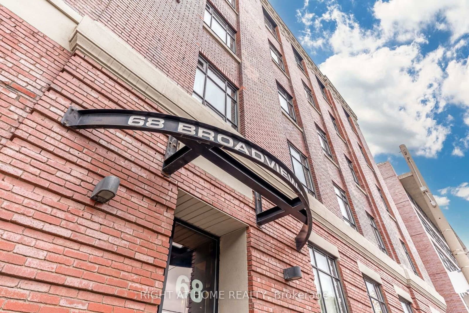 68 Broadview Avenue, Unit 419